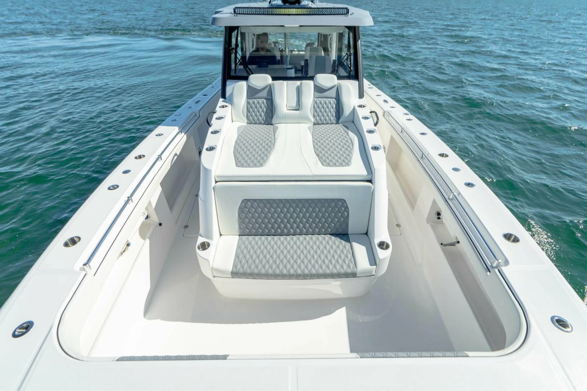 2026 Invincible 46 Pilothouse - Image 5