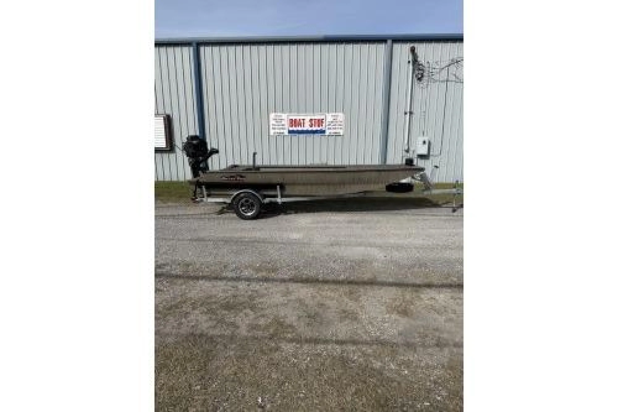 2026 Gator Tail 1754 Extreme - Main Image