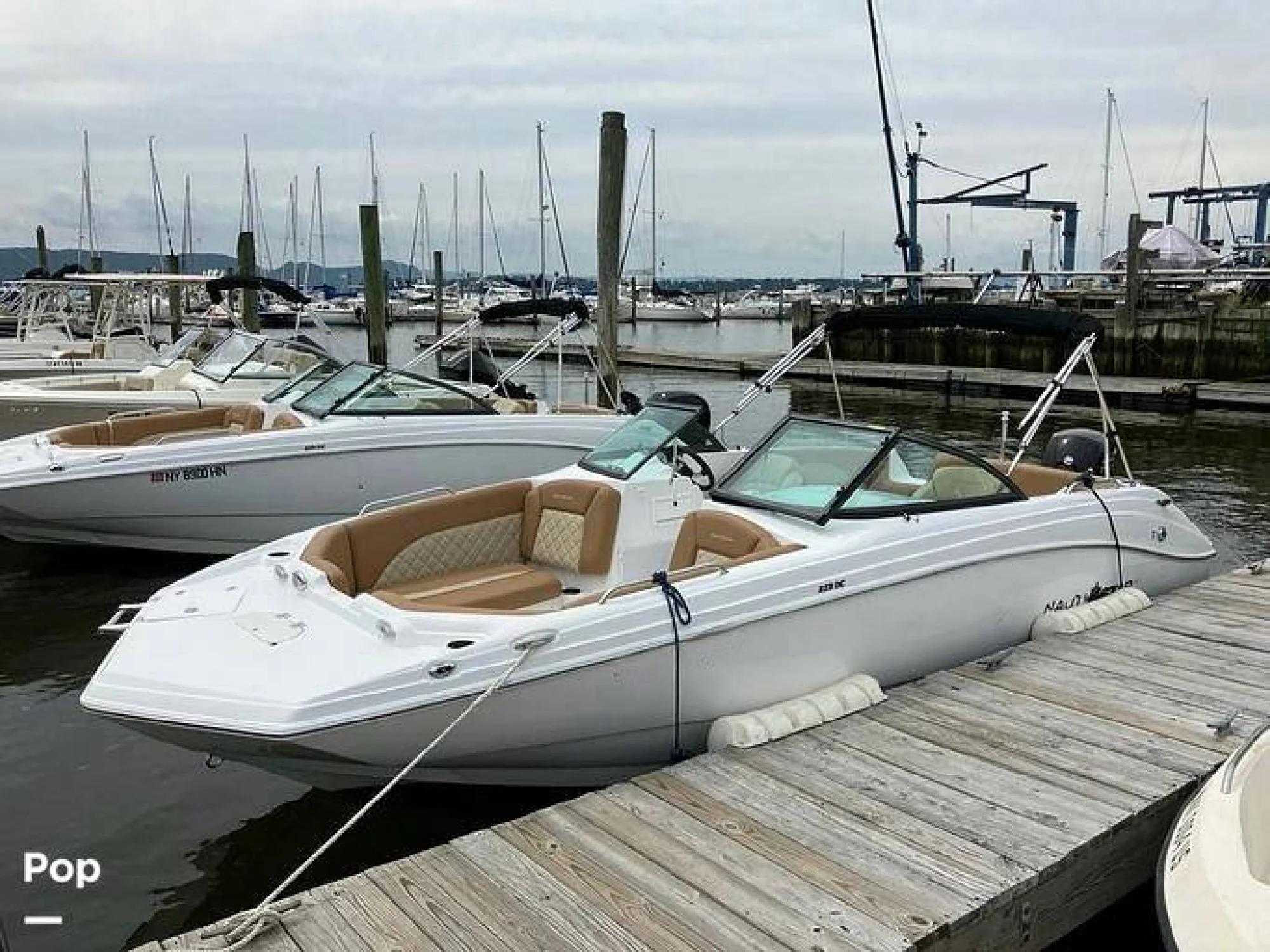 2025 NauticStar 223 DC - Image 3
