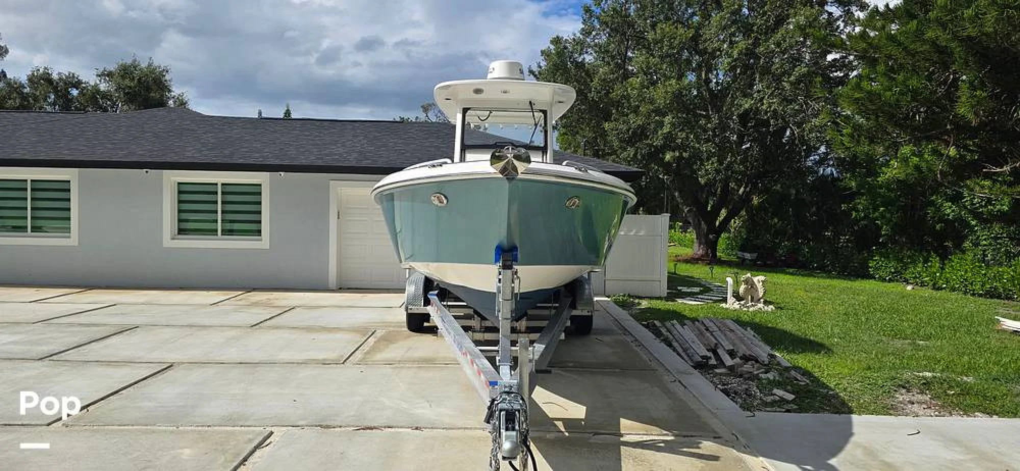 2016 Everglades 275 CC - Image 3