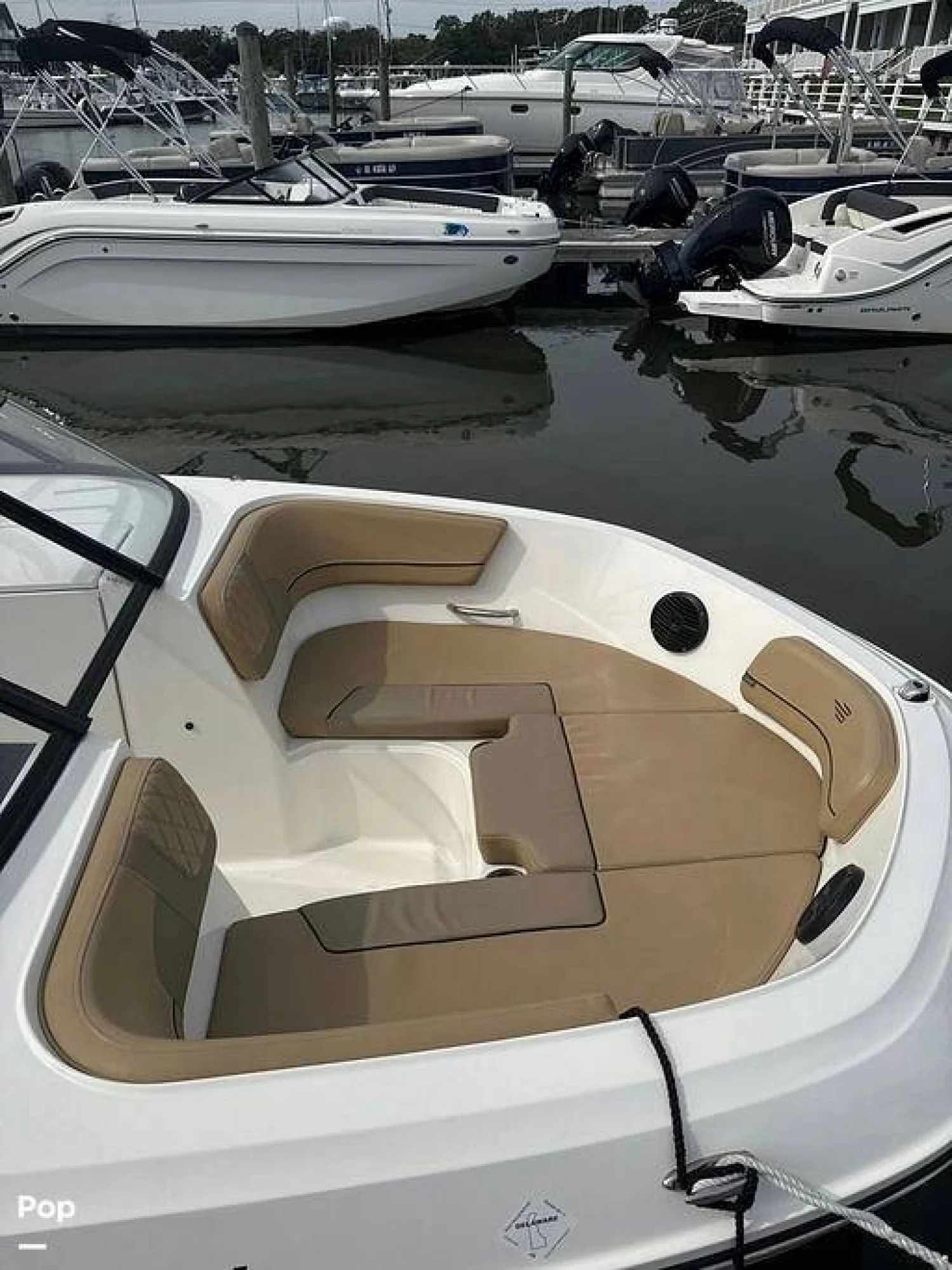 2025 Bayliner VR6 OB - Image 2