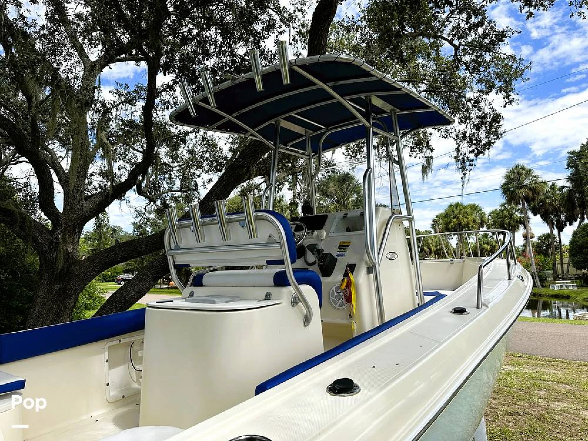 2014 Key Largo 210WI Center Console - Image 2