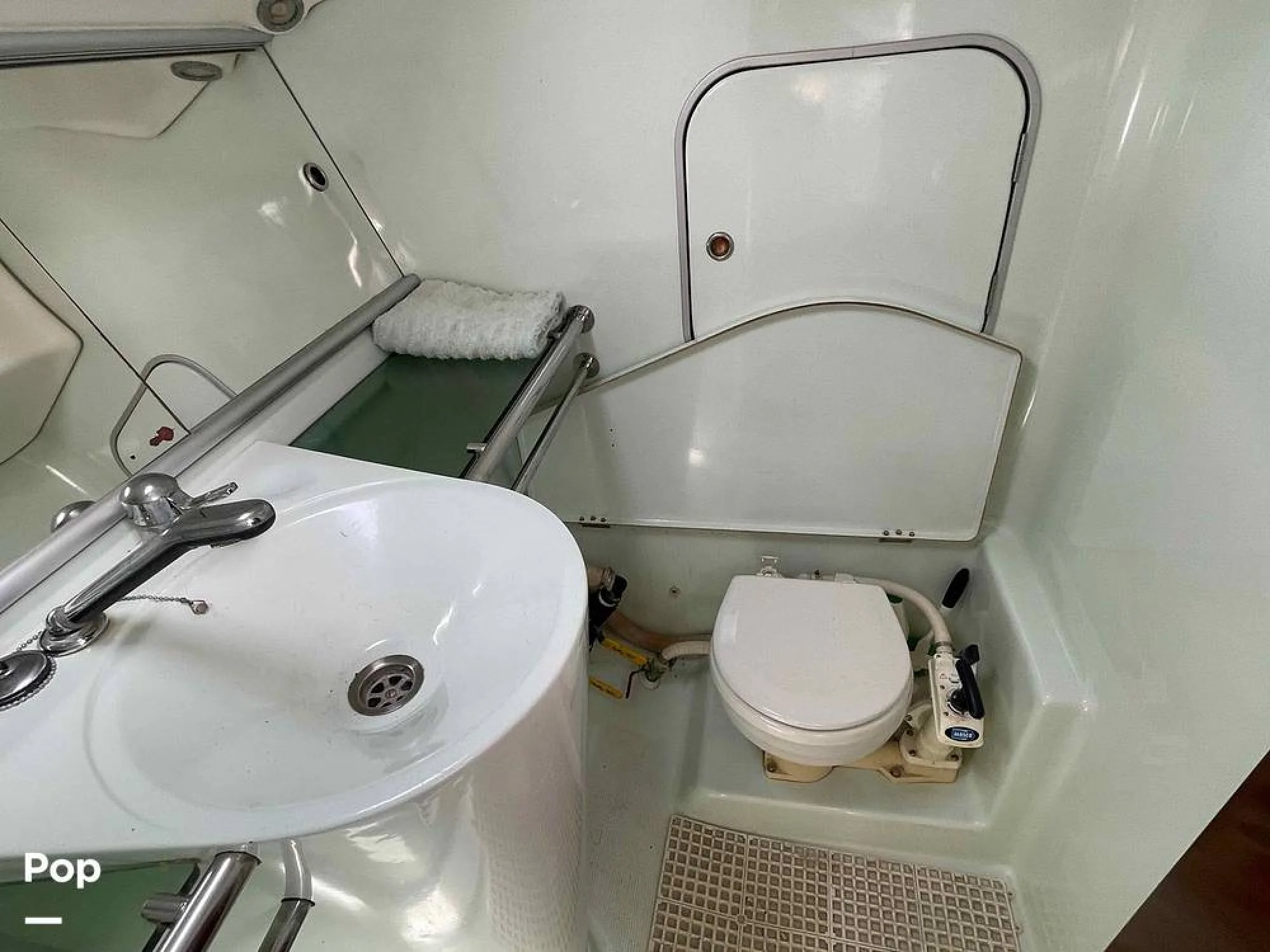 1993 Beneteau First 35.5 - Image 3