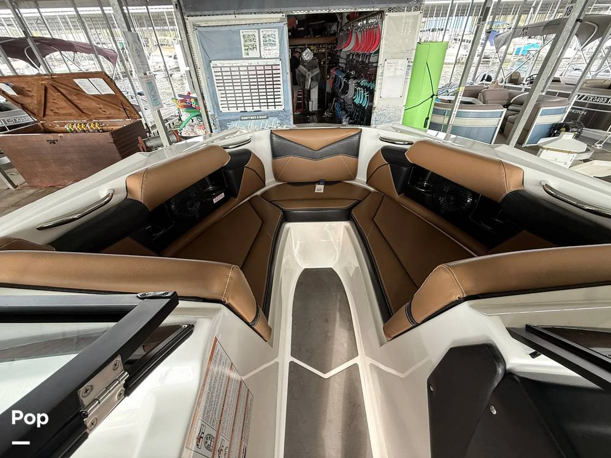 2024 Supreme S220 - Image 3