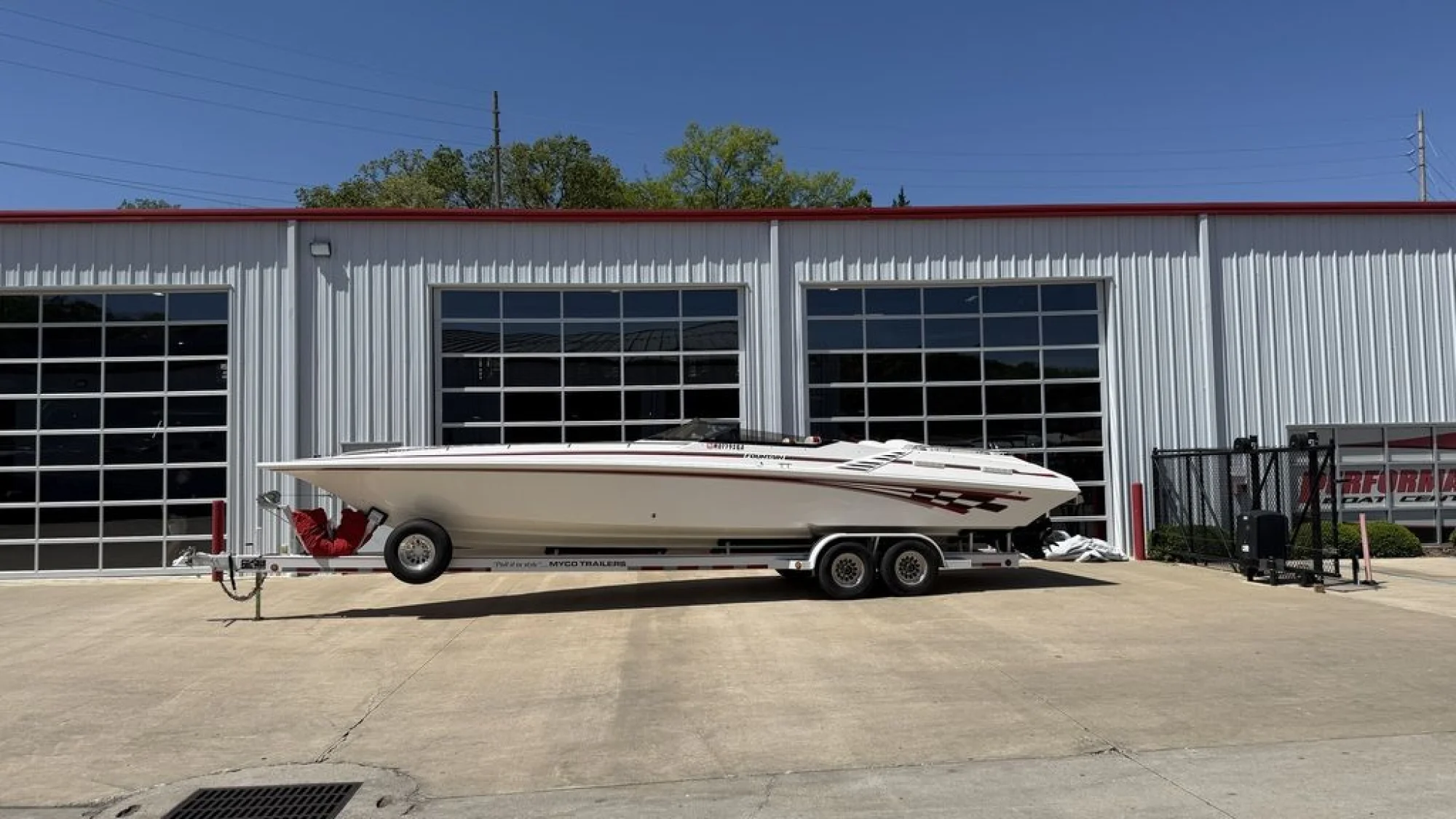 Fountain  35 Lightning - Image 3