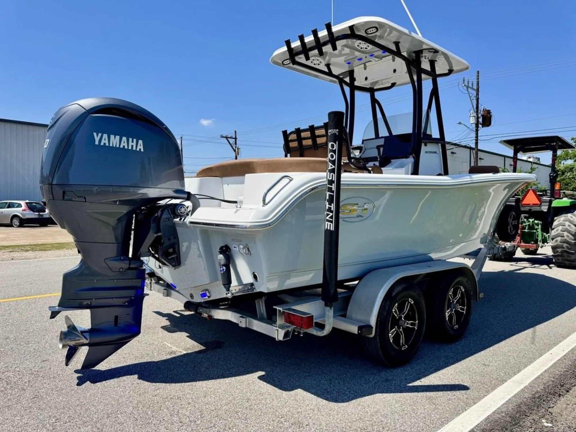 2025 Sea Hunt Ultra 219 - Image 4