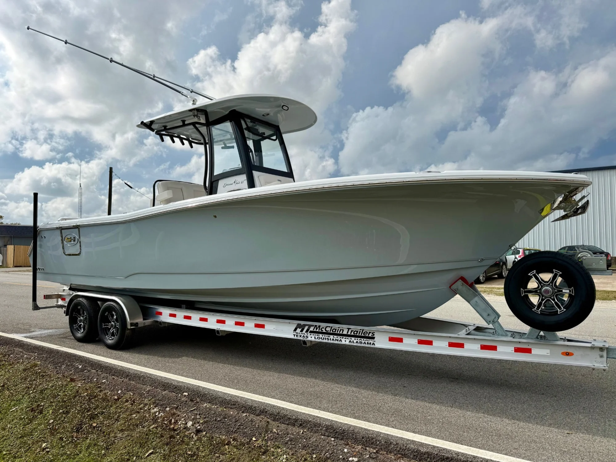 2026 Sea Hunt Gamefish 27 Coffin Box - Image 5