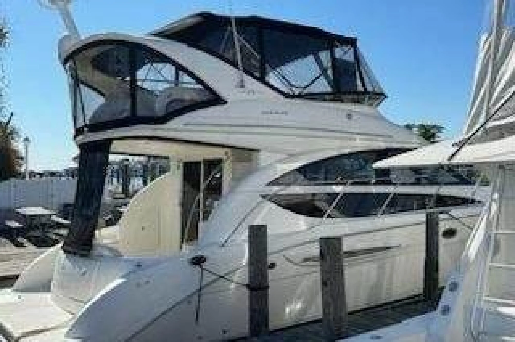 2007 Meridian 391 Sedan