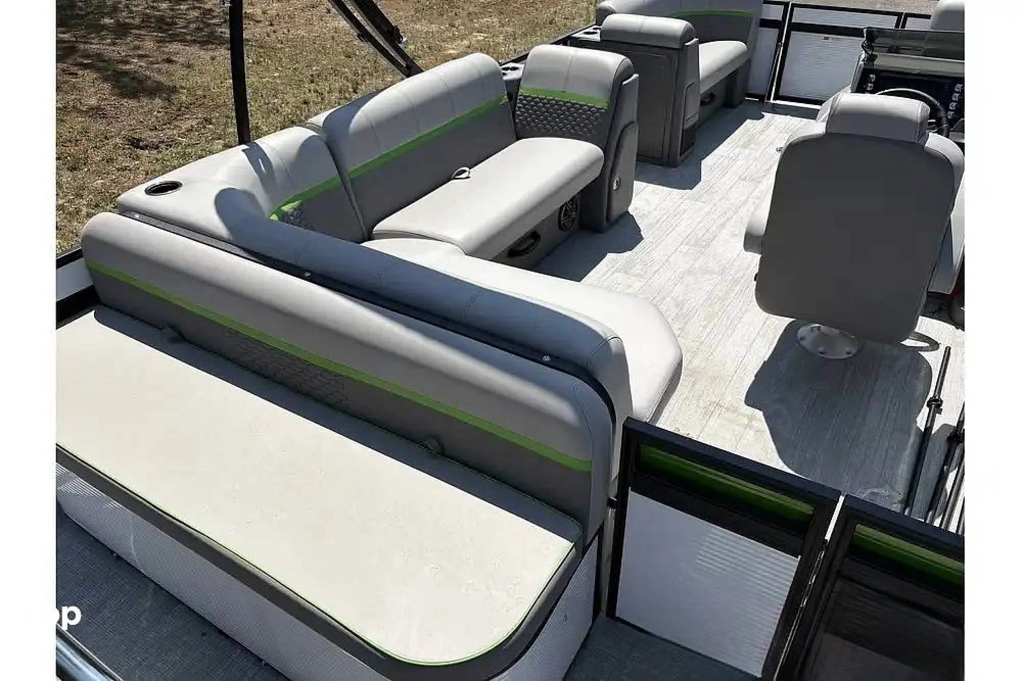 2024 Qwest E CLASS 20 LANAI-LTZ - Image 5