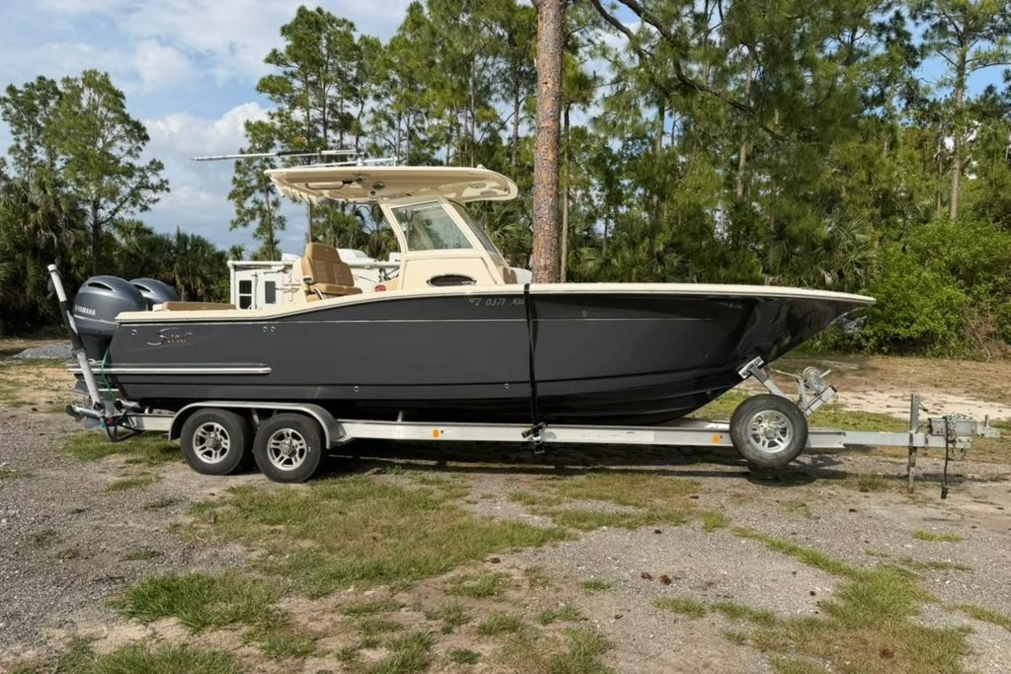 2019 Scout 275 LXF - Image 2