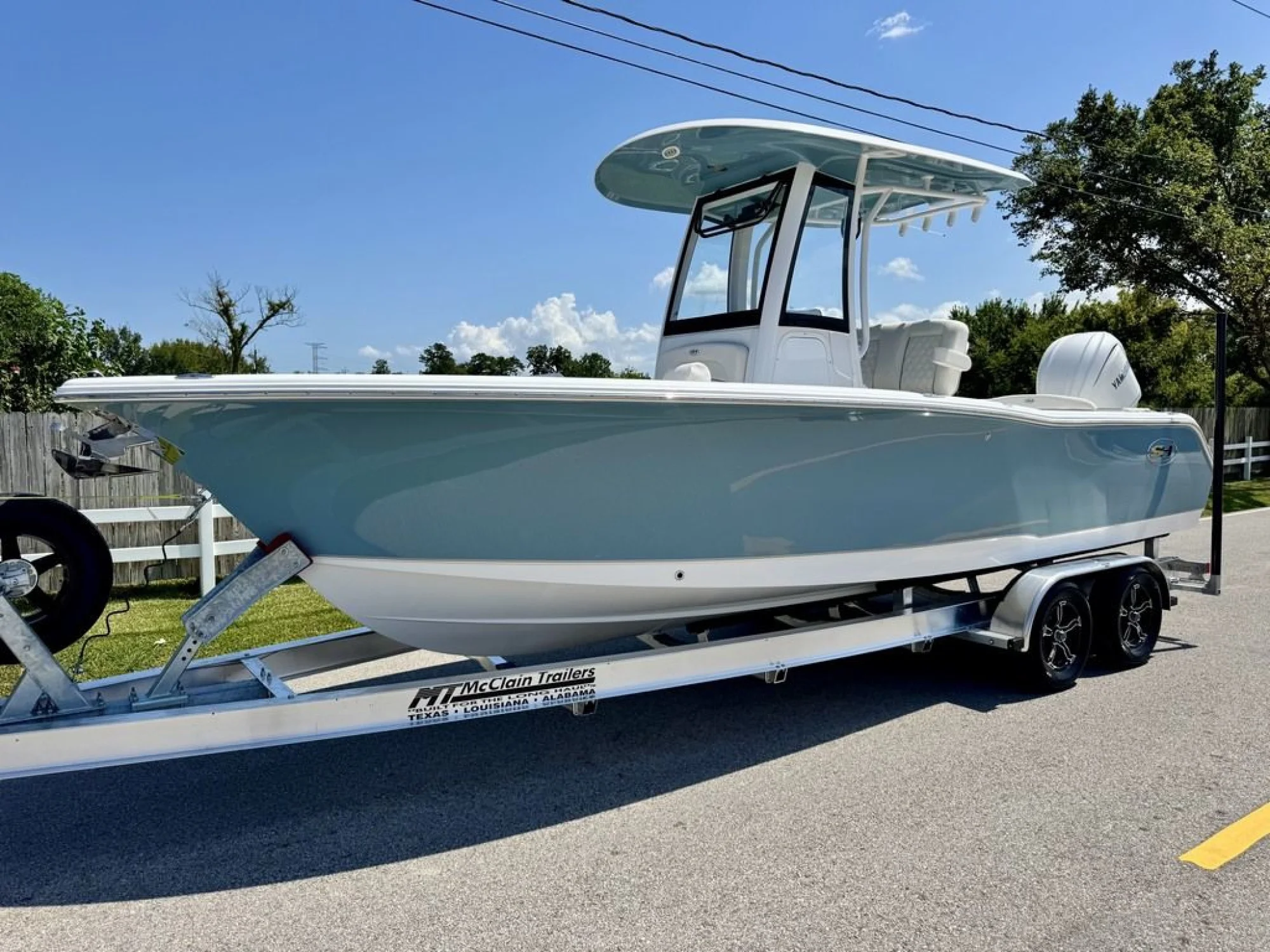 2027 Sea Hunt Ultra 245SE