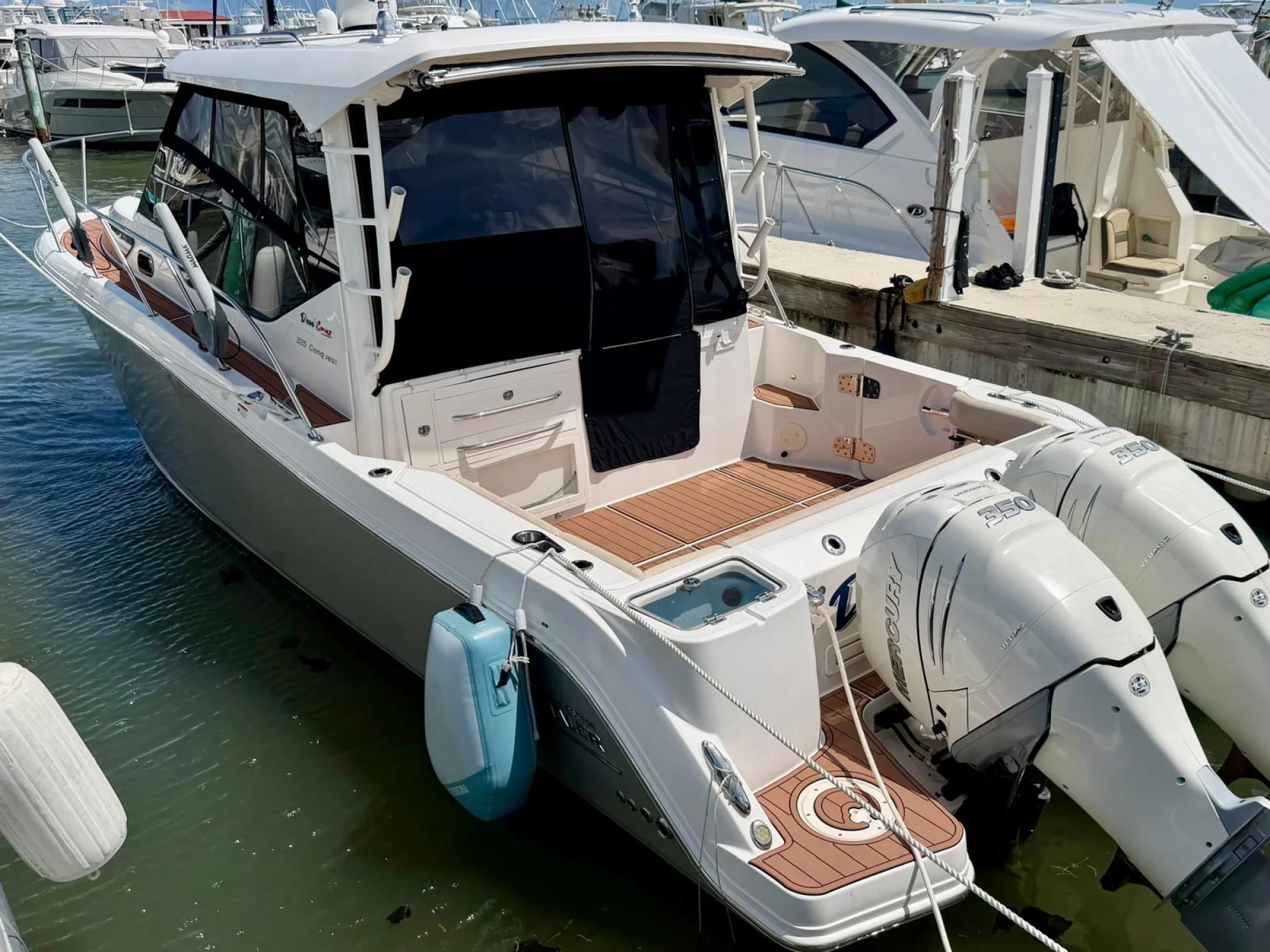 Boston Whaler 325 Conquest 2020 - Main Image