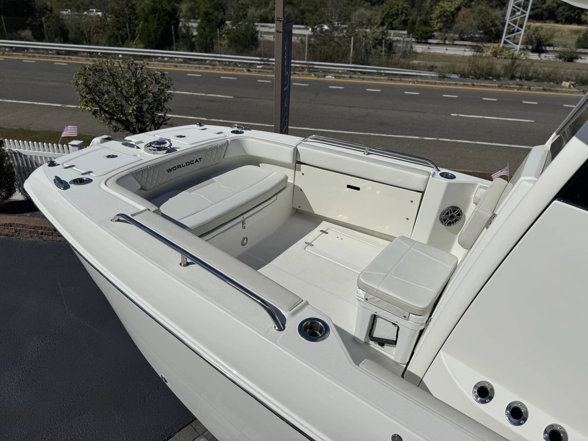 2026 World Cat 235TE - Image 5