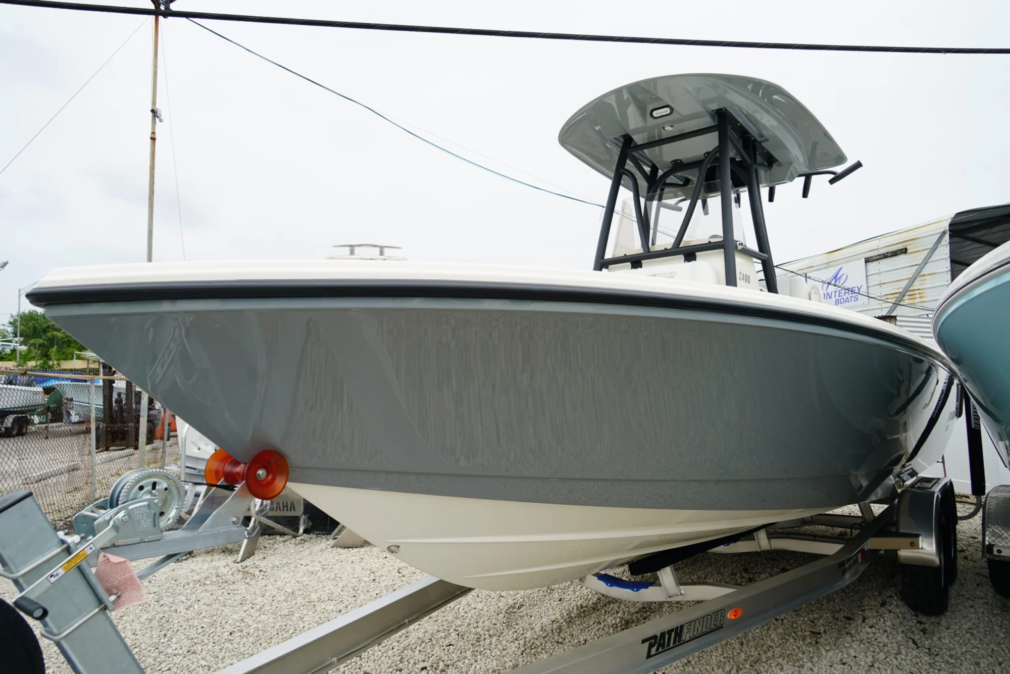 2025 PATHFINDER BOATS 2400 Open - Image 4