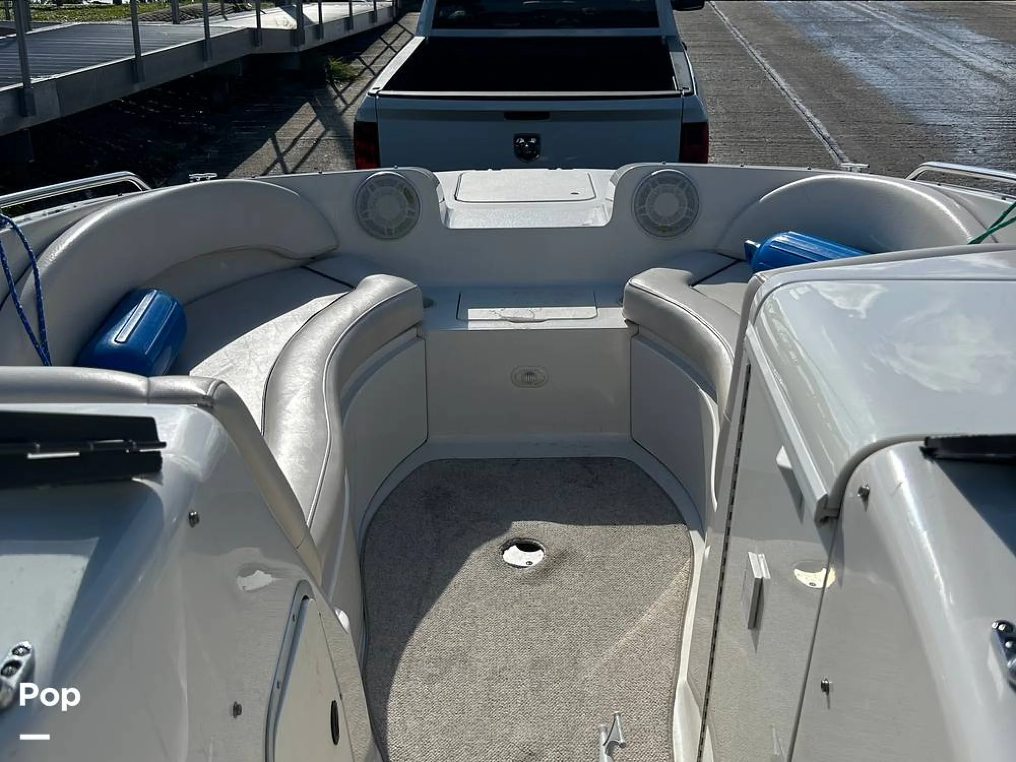 2001 Monterey 220 Explorer Sport - Image 3