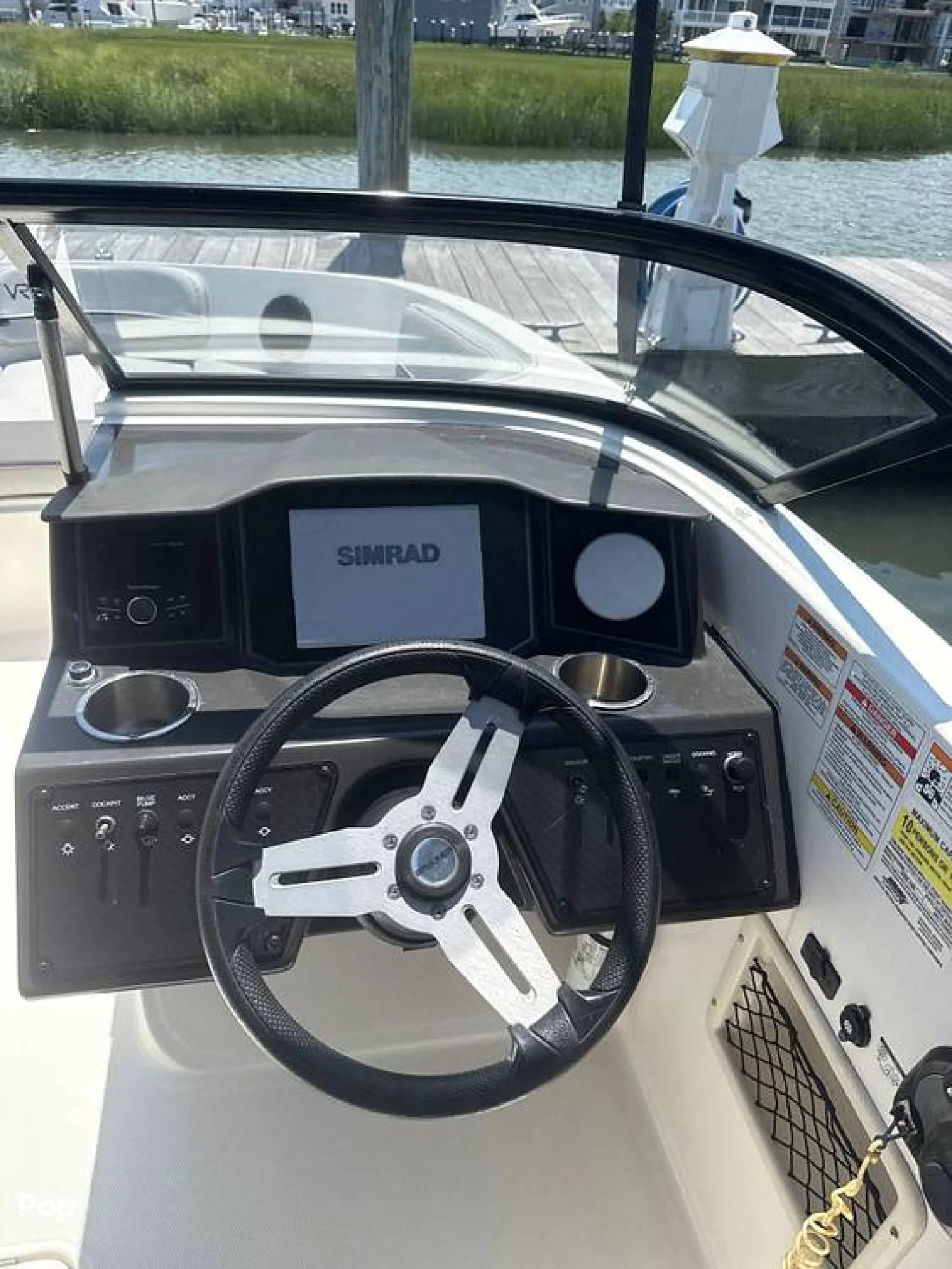 2023 Bayliner VR6 OB - Image 2