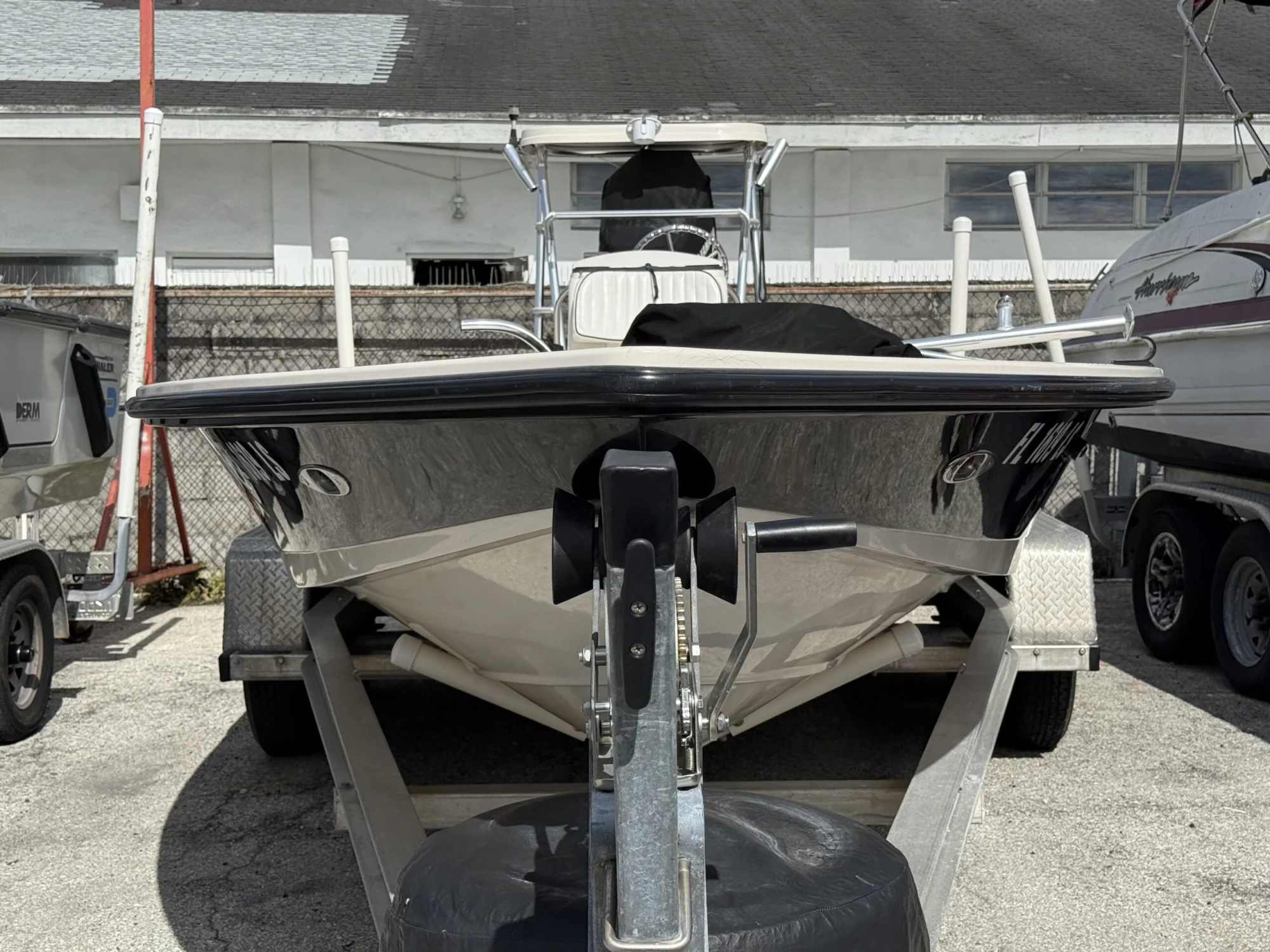 2001 HEWES 21 REDFISHER - Image 3