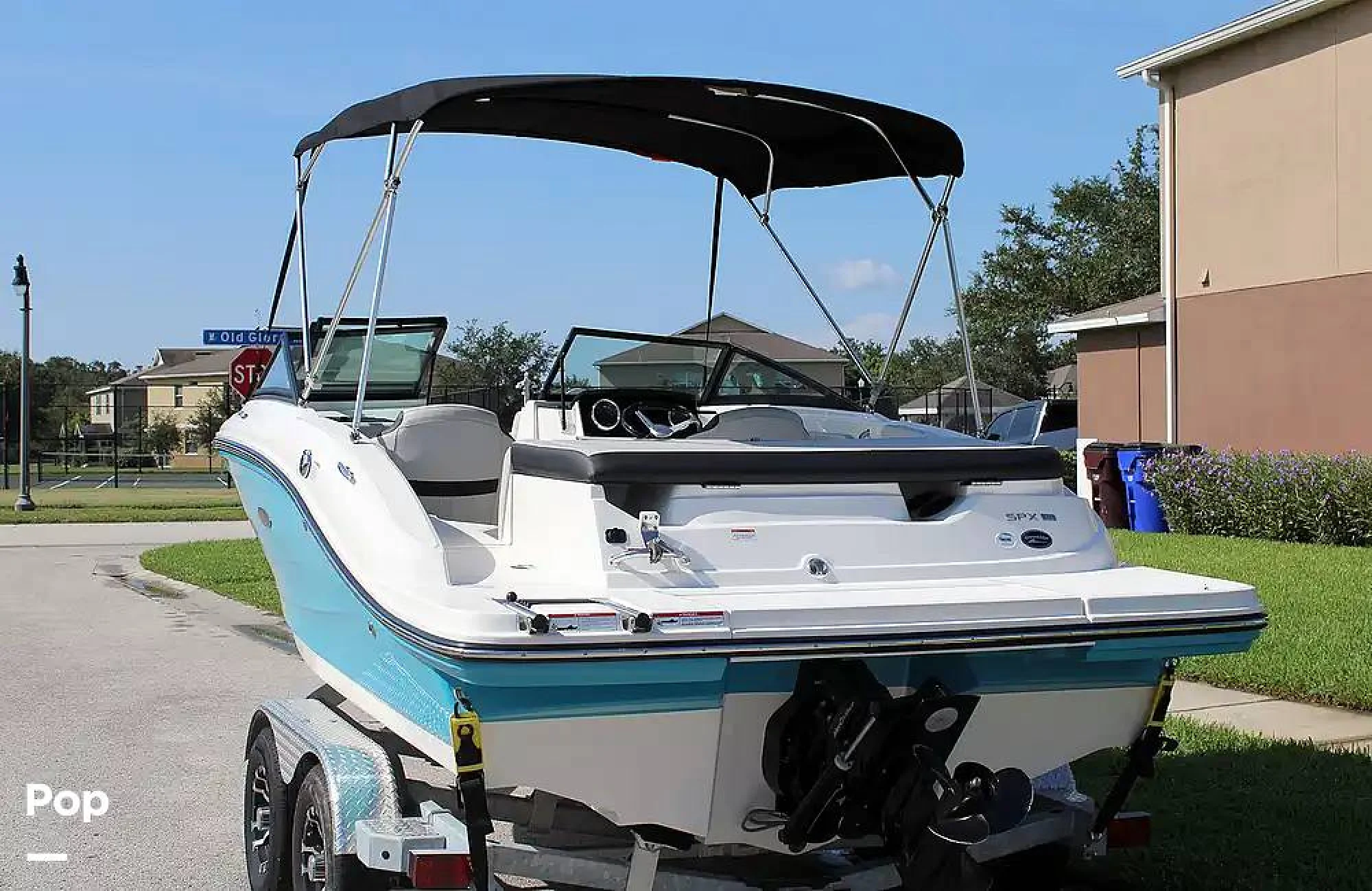 2022 Sea Ray SPX 190 - Image 2