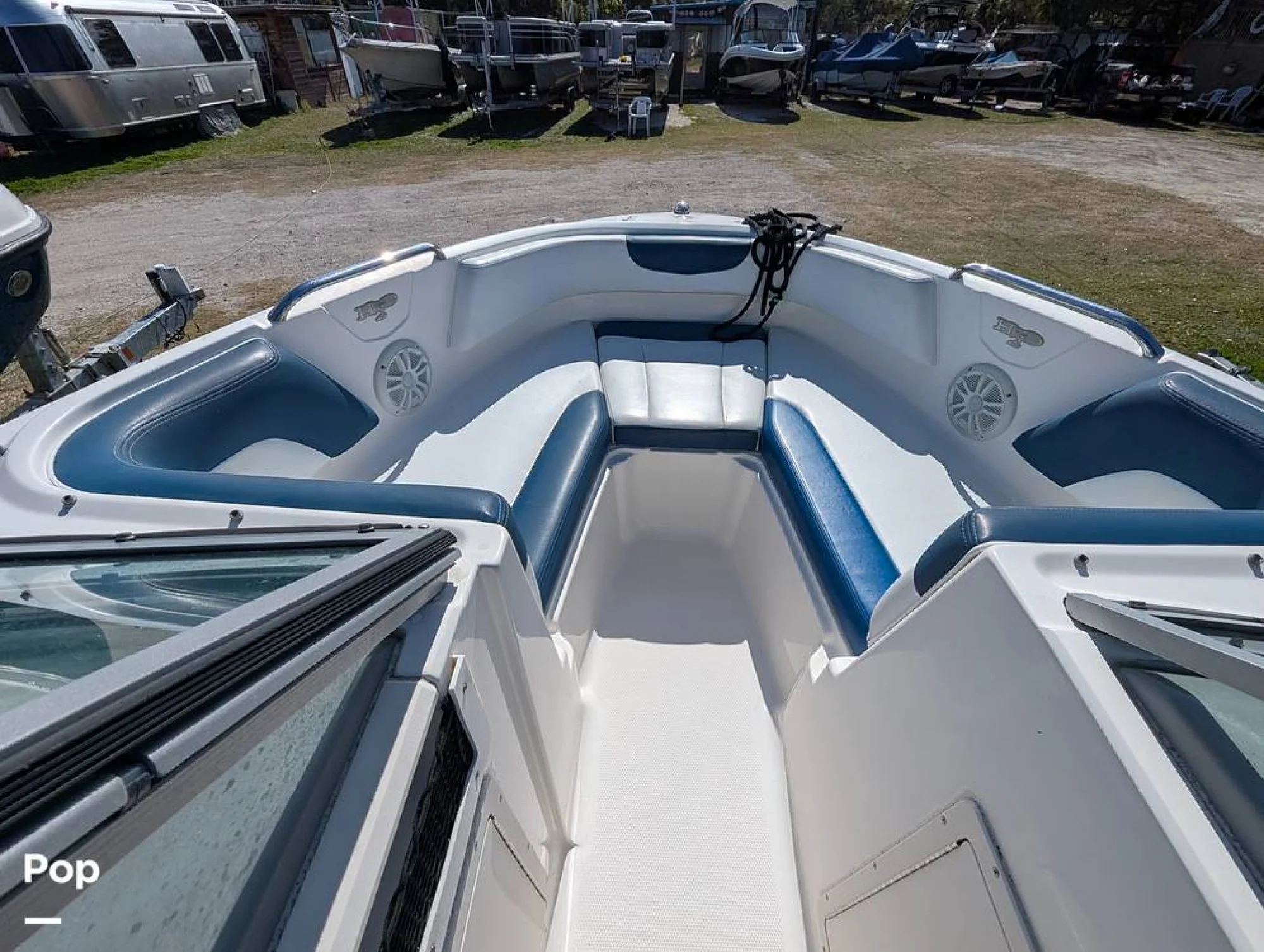 2017 Chaparral H2O 21 Sport - Image 5