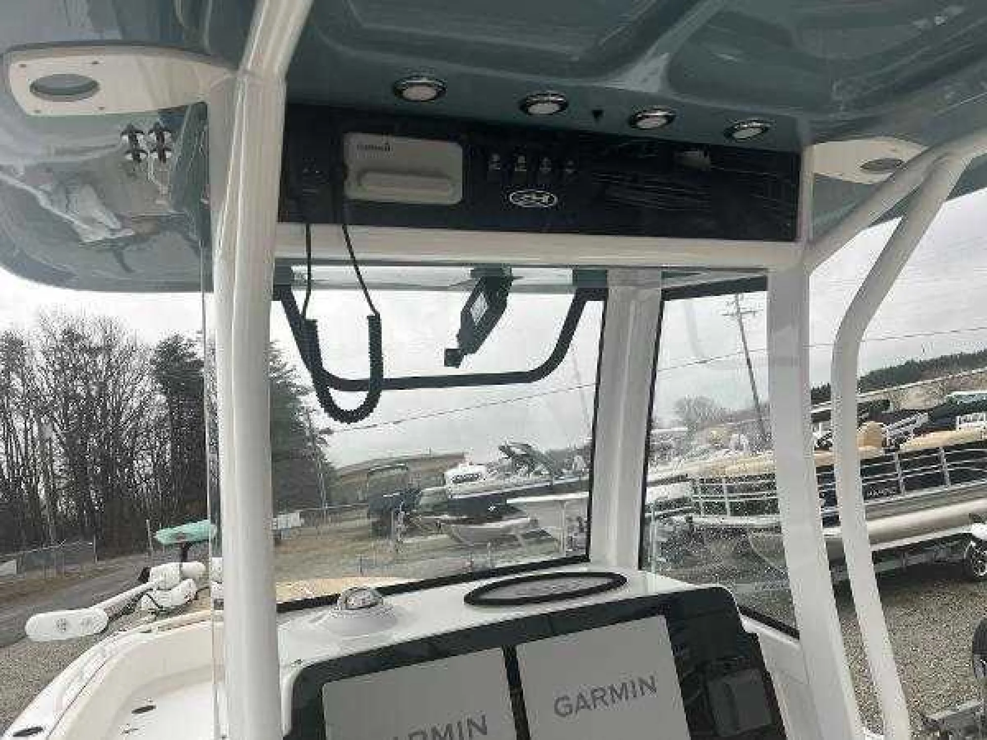 2022 Sea Hunt Escape 27 - Image 2