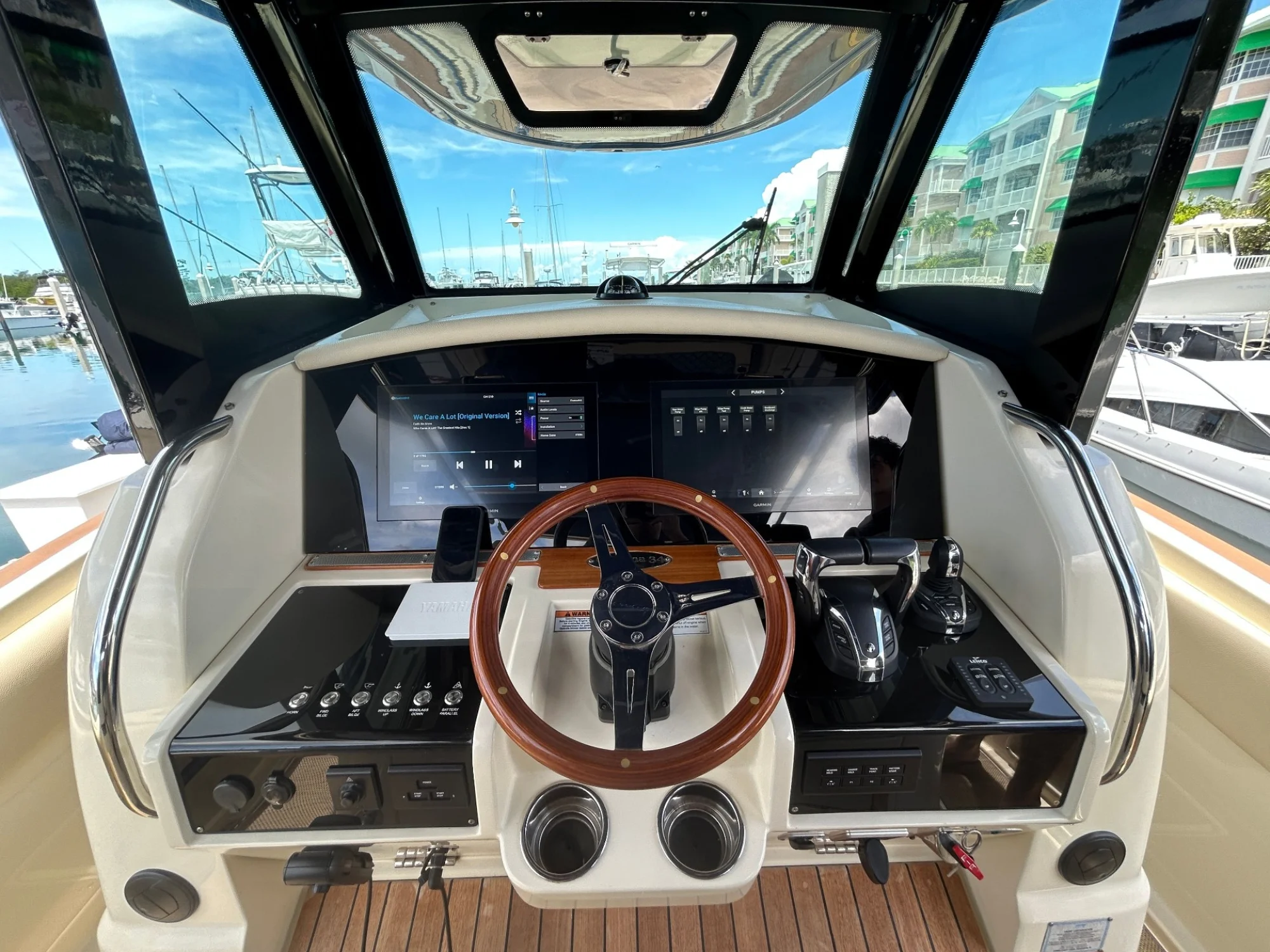 2023 Chris Craft Catalina 34 - Image 3