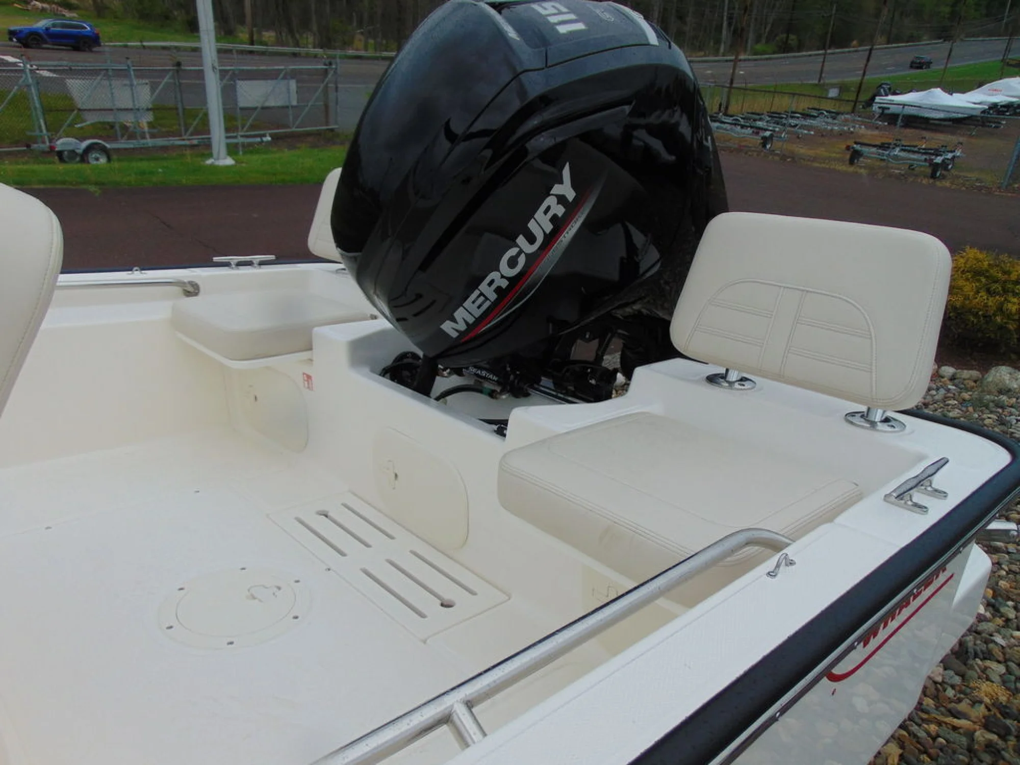Boston Whaler 170 Montauk - Image 5