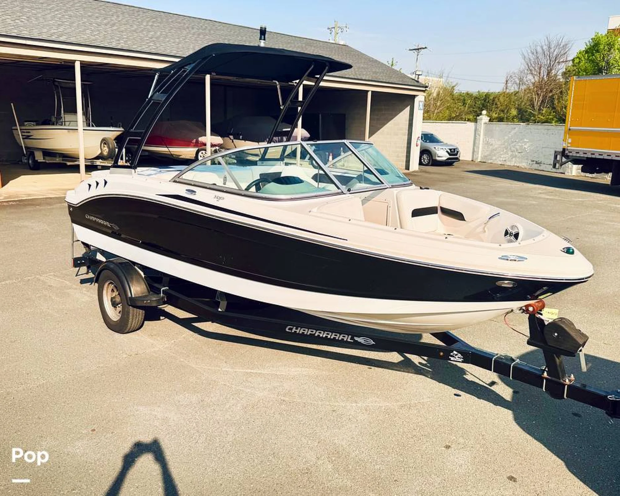 2018 Chaparral H2O 19 Sport - Image 2