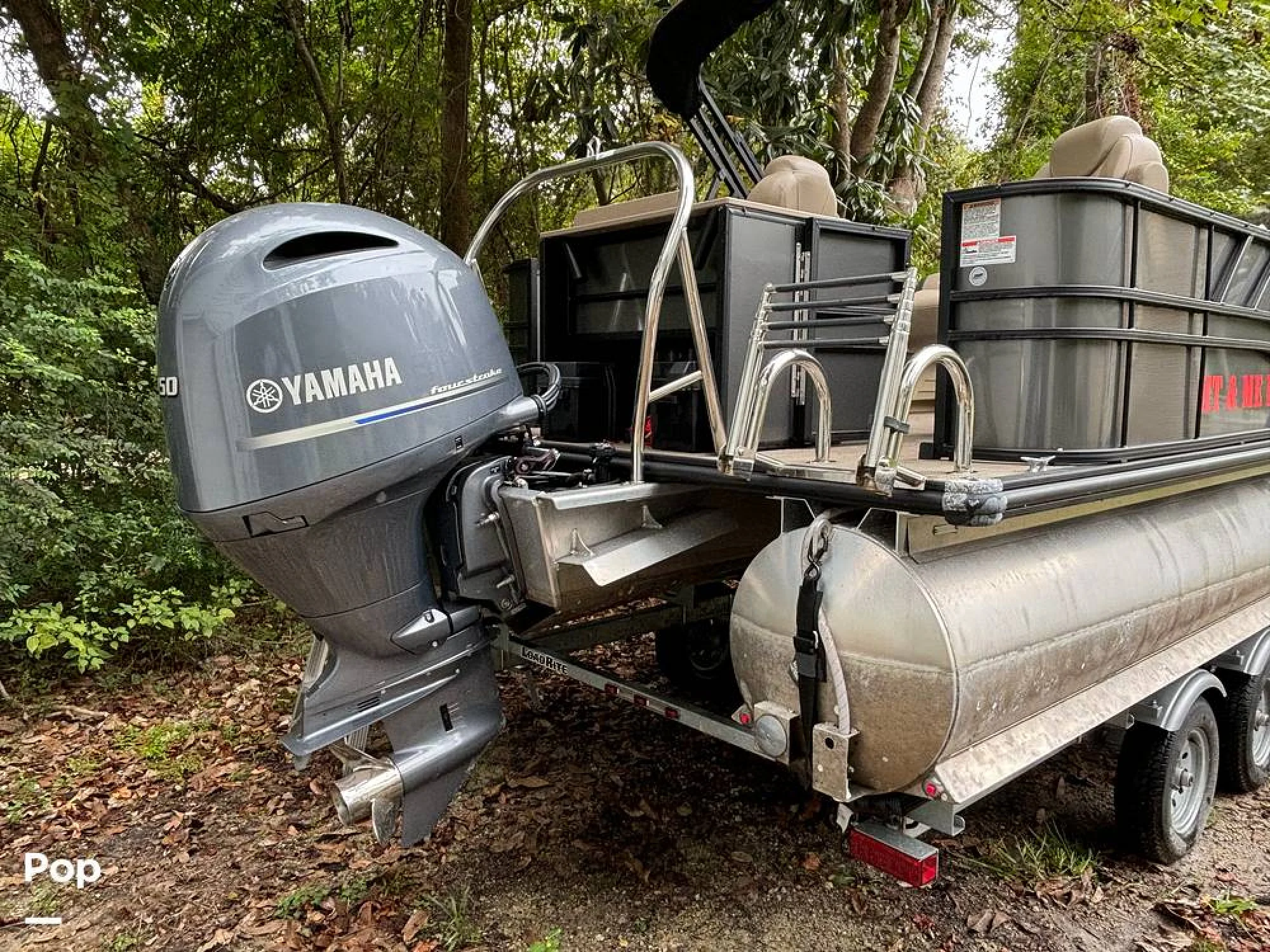 2023 Sylvan Mirage 8522 Party Fish - Image 5