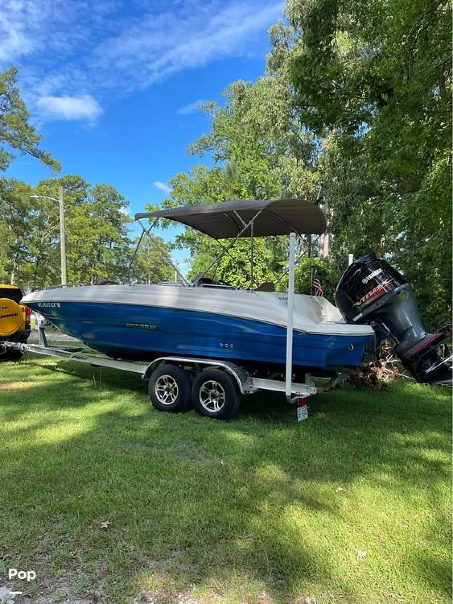 2022 Stingray 212 SC - Main Image