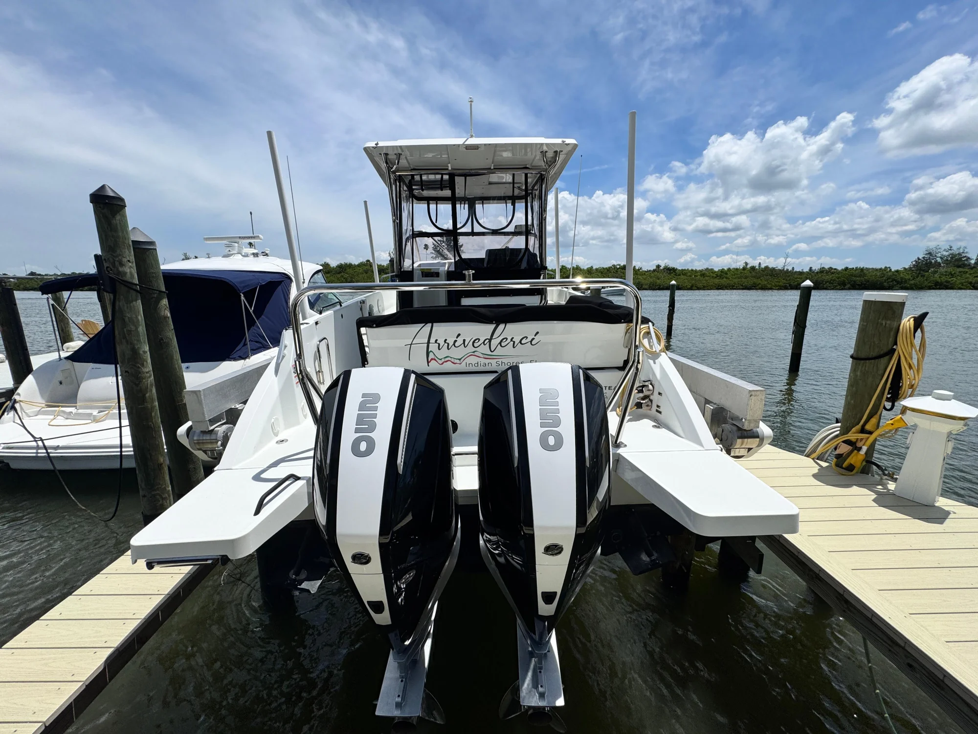 2022 Beneteau Flyer 9 SUNdeck - Image 5