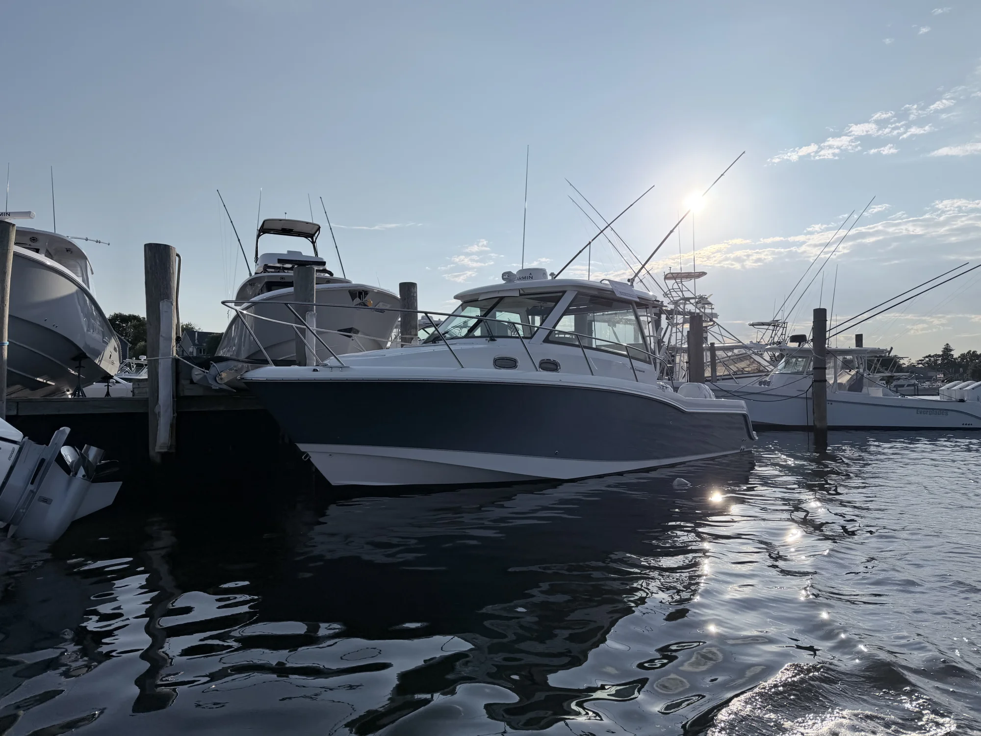 2017 Boston Whaler 315 Conquest