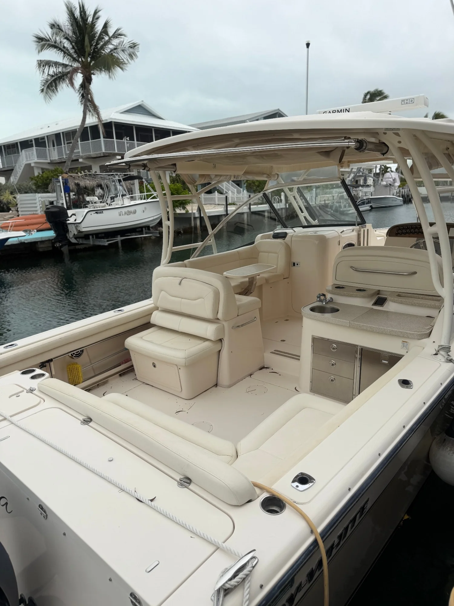 2015 Grady White Freedom 335 - Image 2