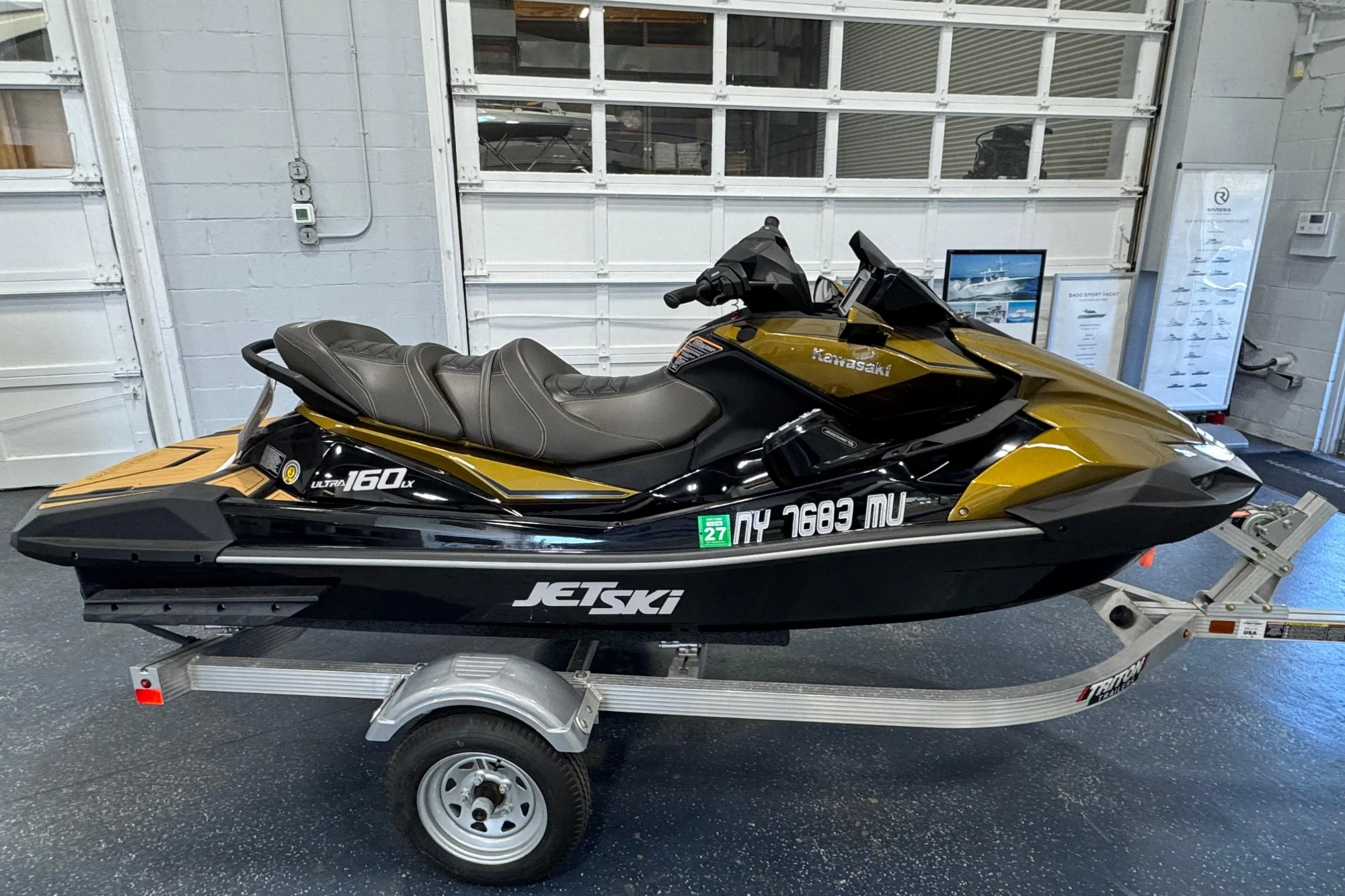 2023 Kawasaki Ultra LX - Image 2