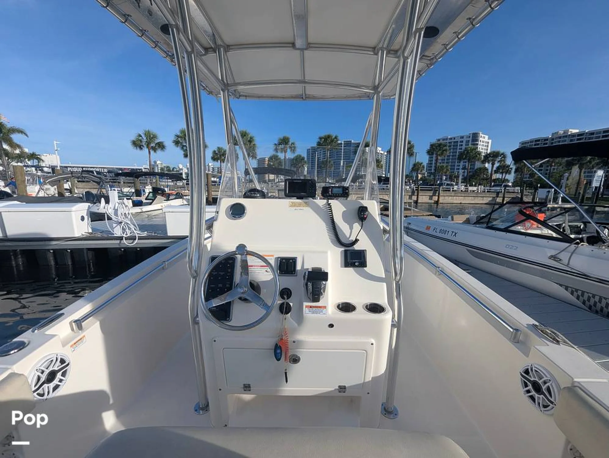 2023 Cobia 237 CC - Image 2