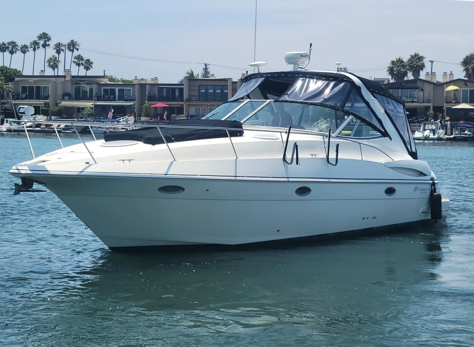 Cruisers Yachts 340 Express