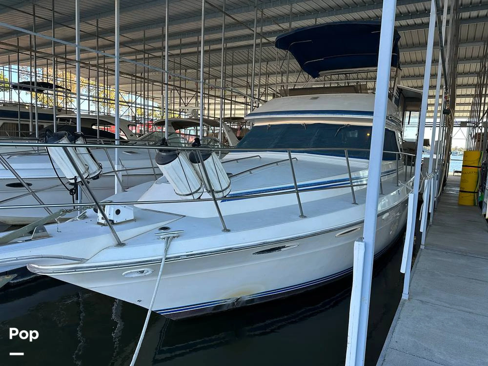 1986 Sea Ray 410 AFt Cabin - Image 5