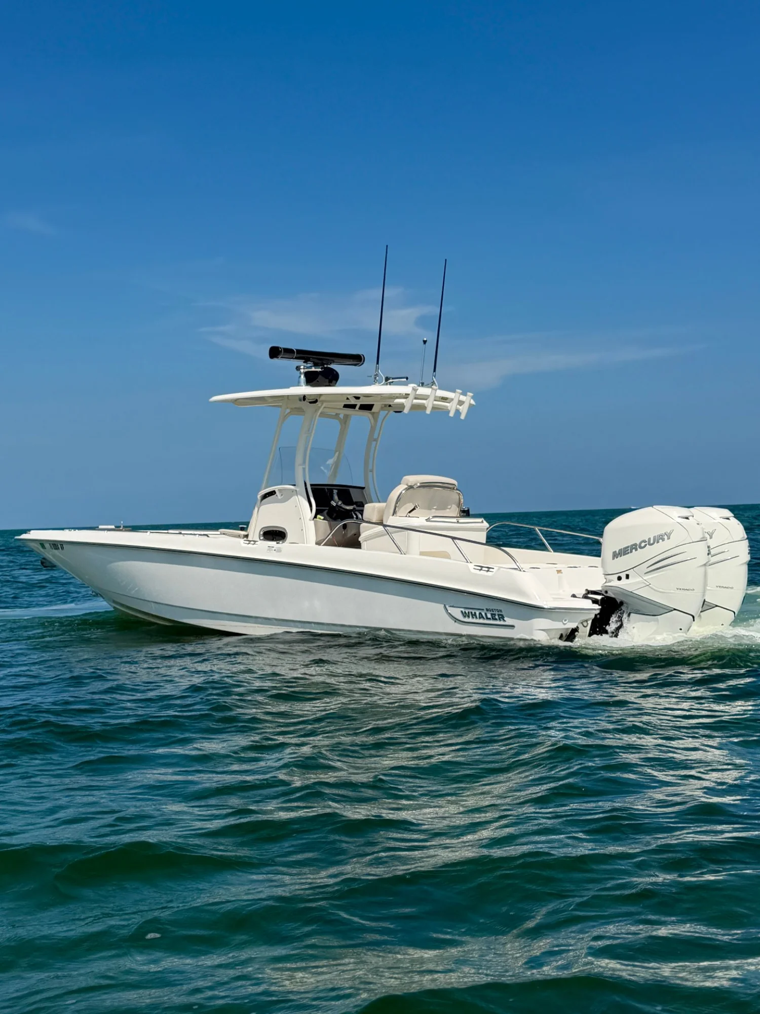2017 Boston Whaler 270 Dauntless - Image 5