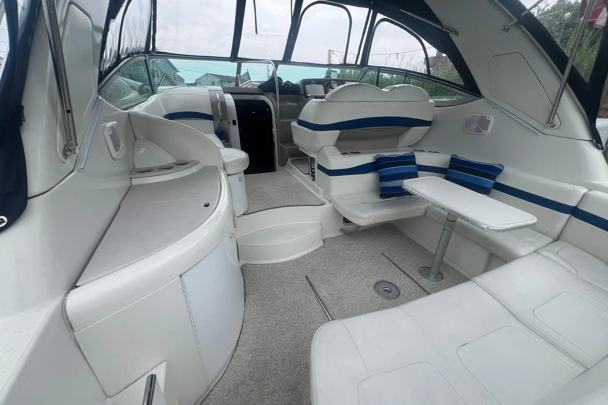 2003 Formula 37 Performance Cruiser - Image 4