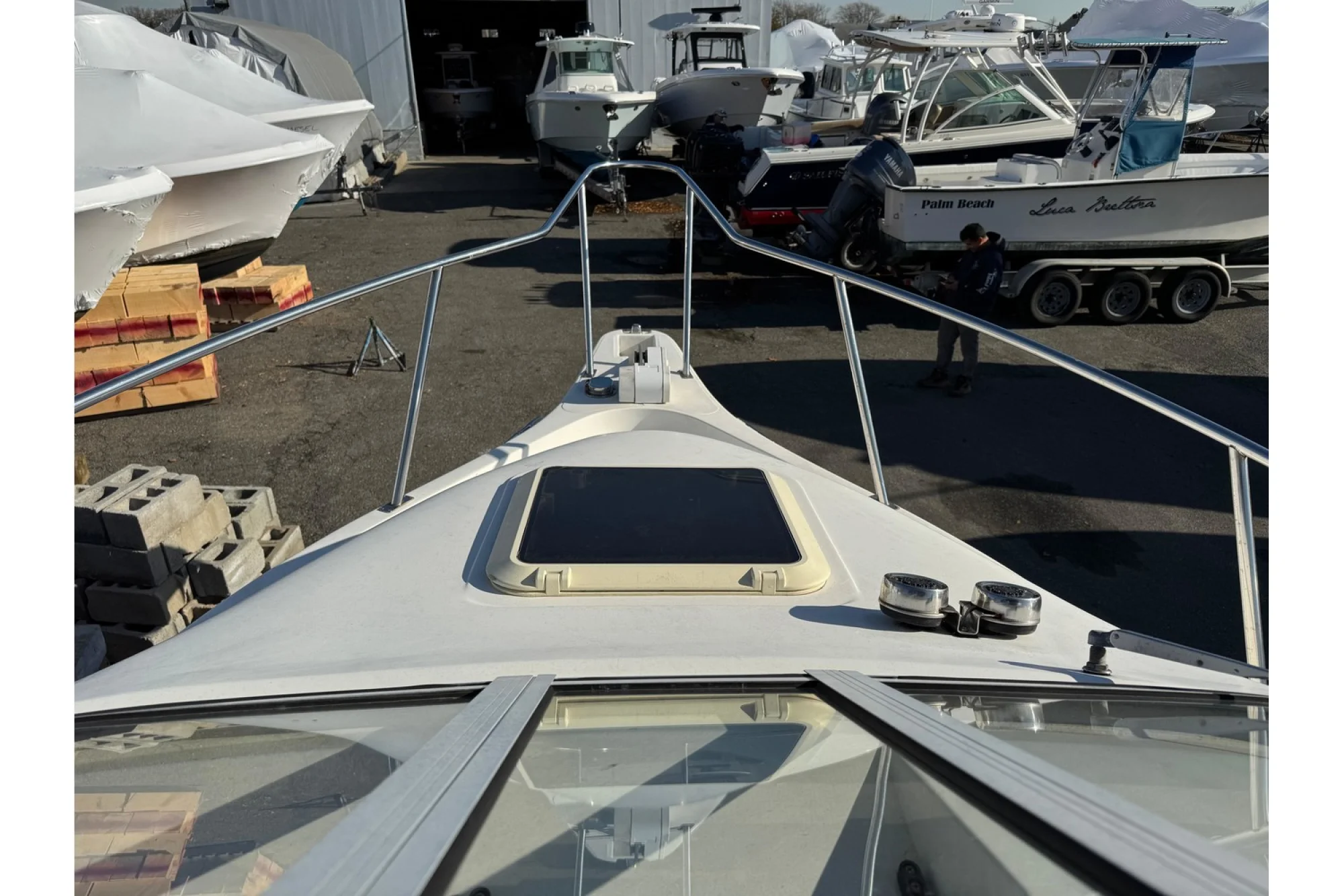 1998 Cobia 220 Walkaround - Image 4
