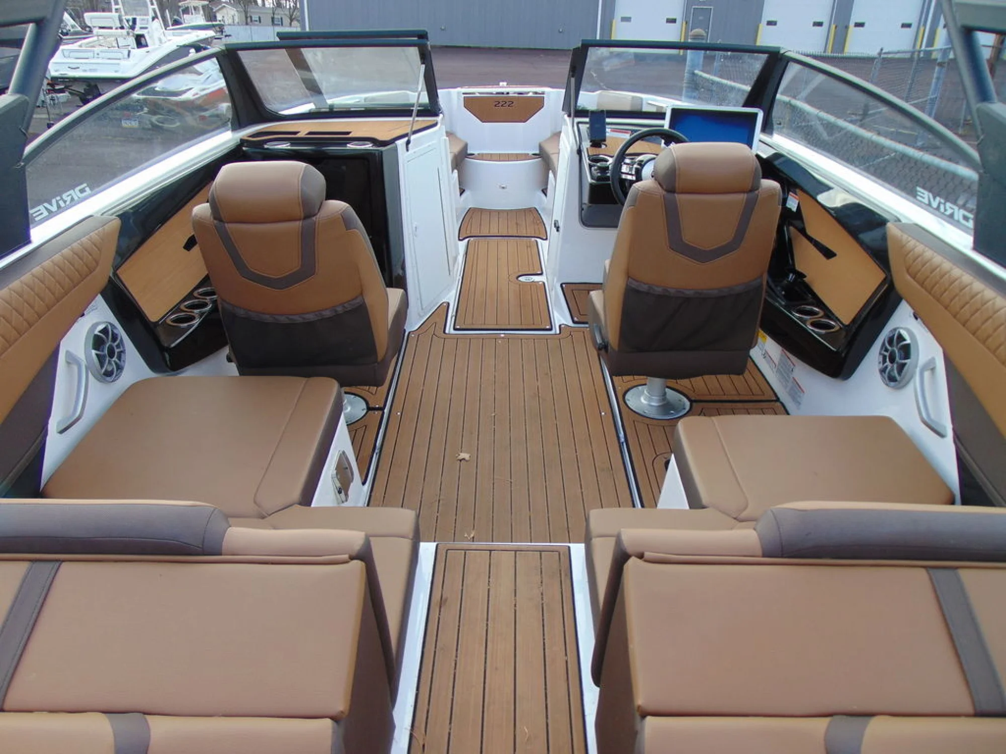 Yamaha Marine 222SD - Image 5