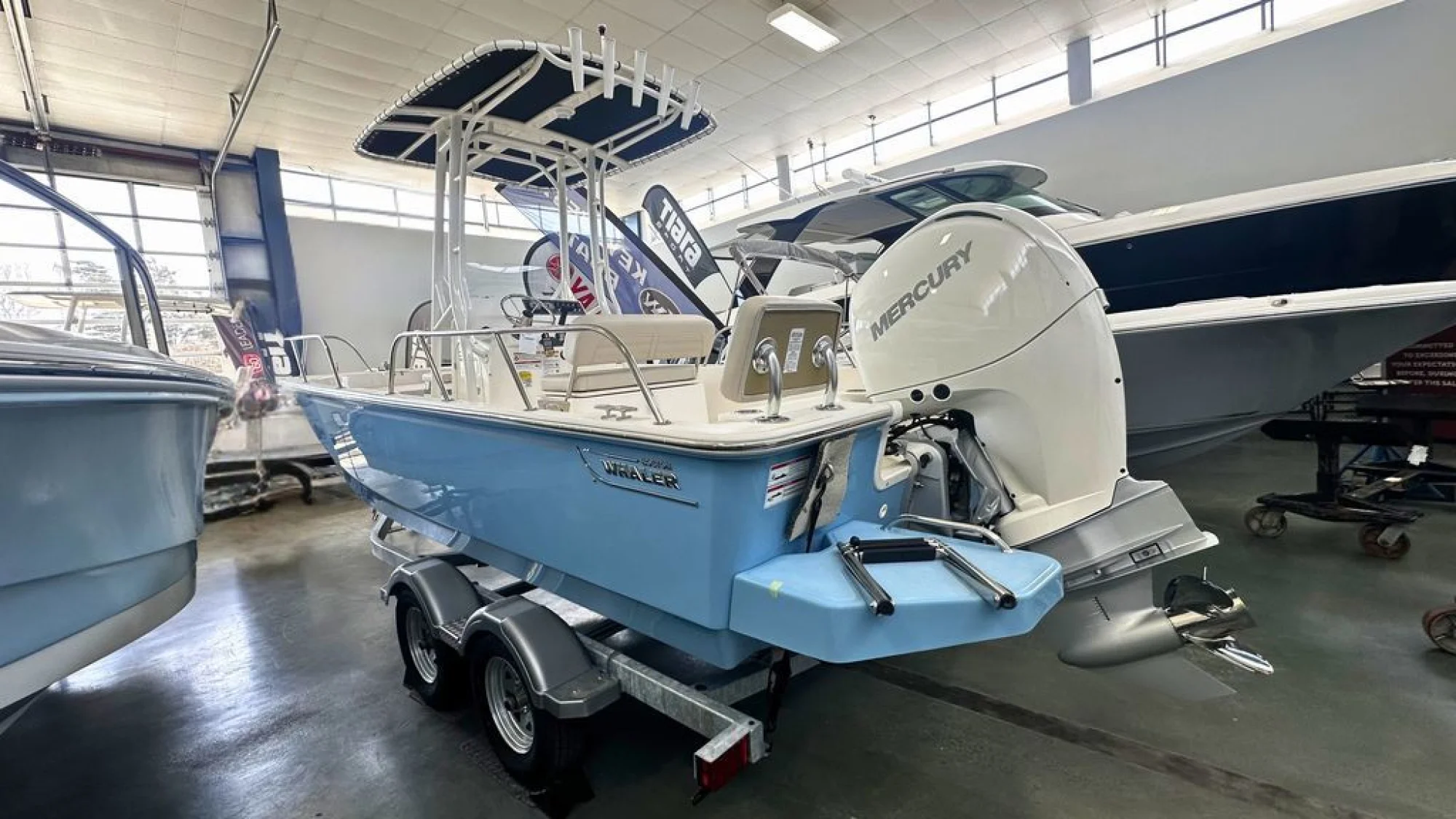 Boston Whaler 190 Montauk - Image 4