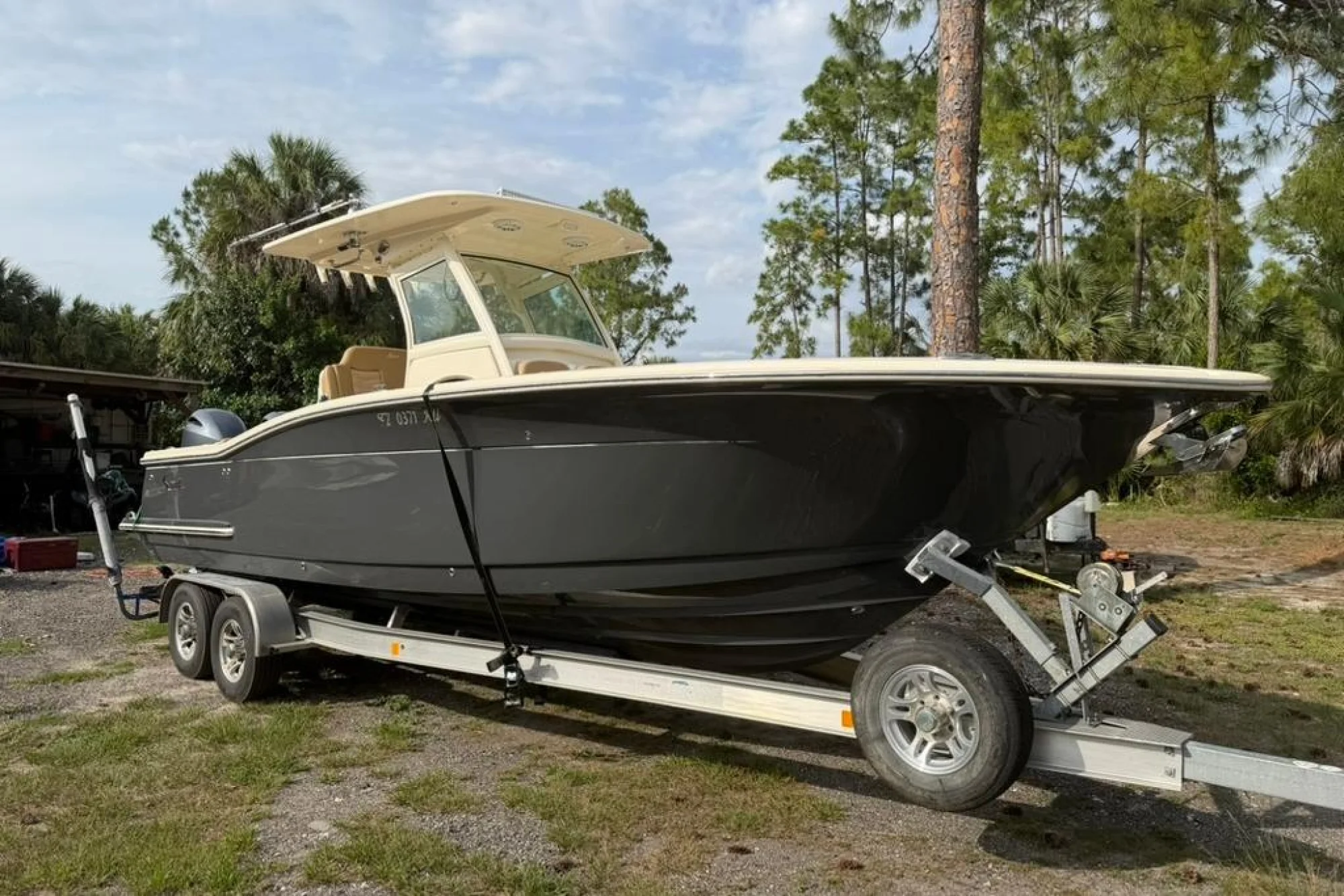 2019 Scout 275 LXF - Image 3