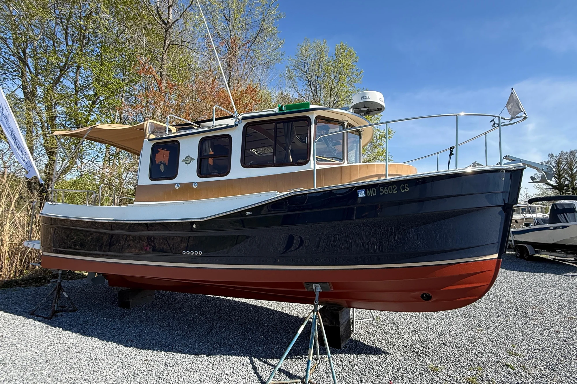2017 Ranger Tugs R-25 SC - Image 4