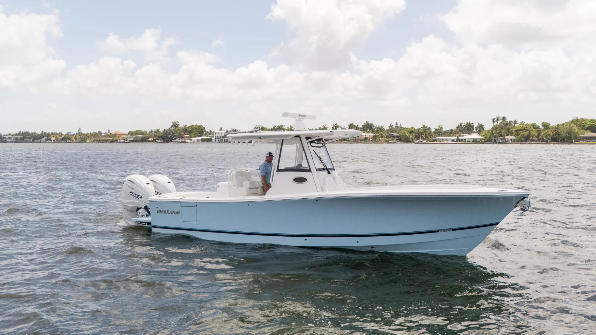 2026 REGULATOR 31 - Image 2