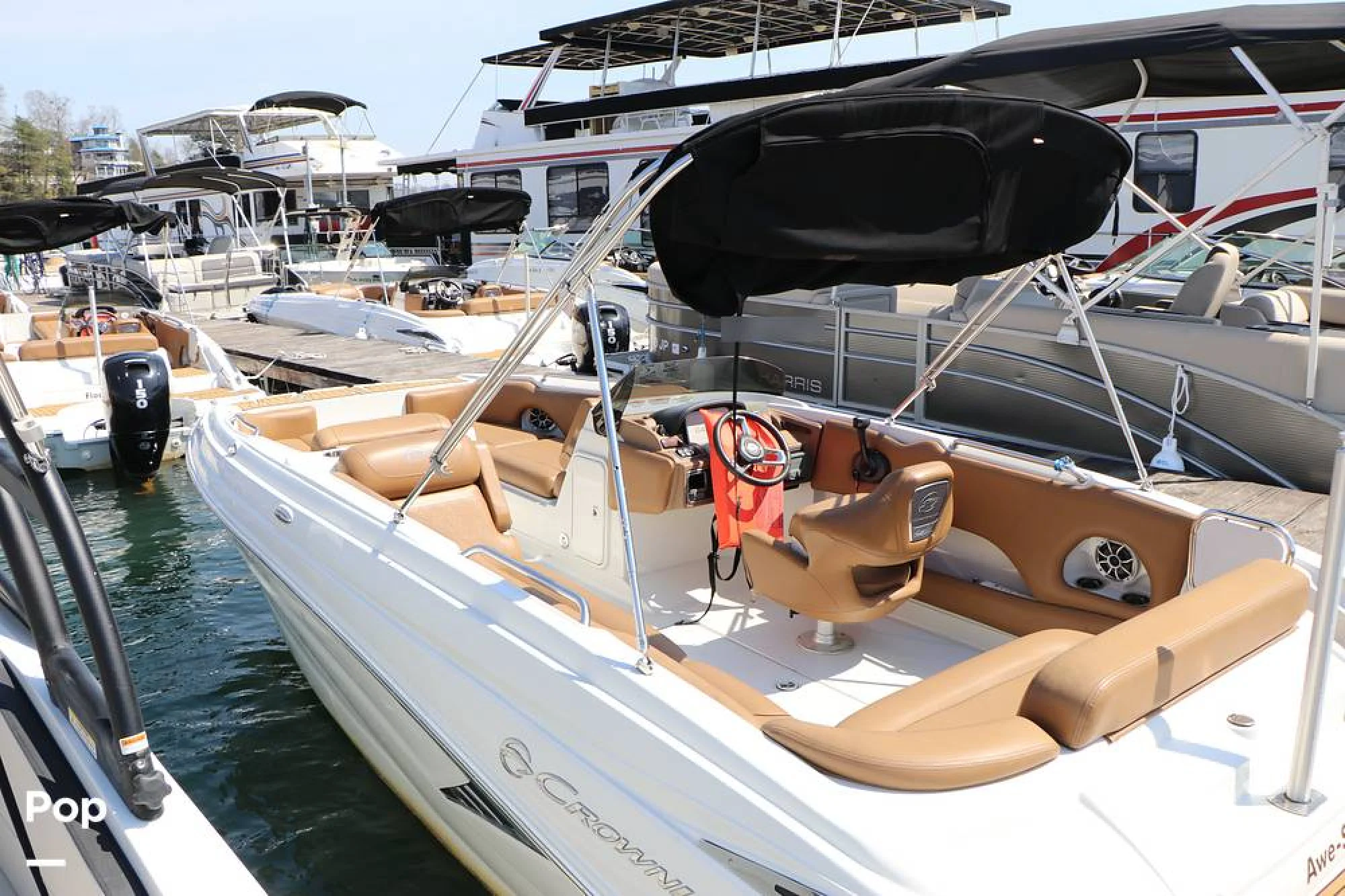 2023 Crownline E225 XS - Image 2
