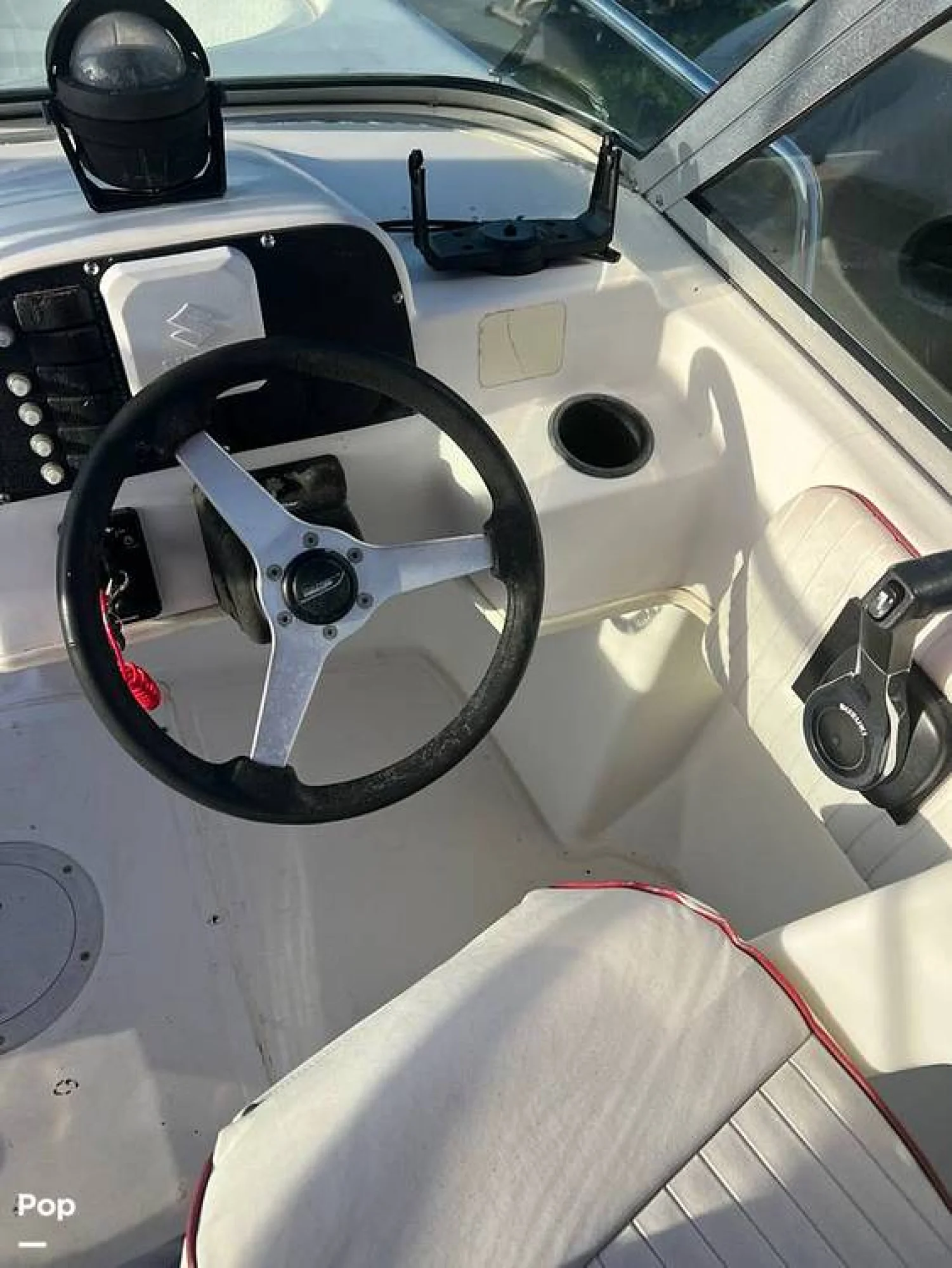 1996 Boston Whaler Dauntless 20 - Image 5