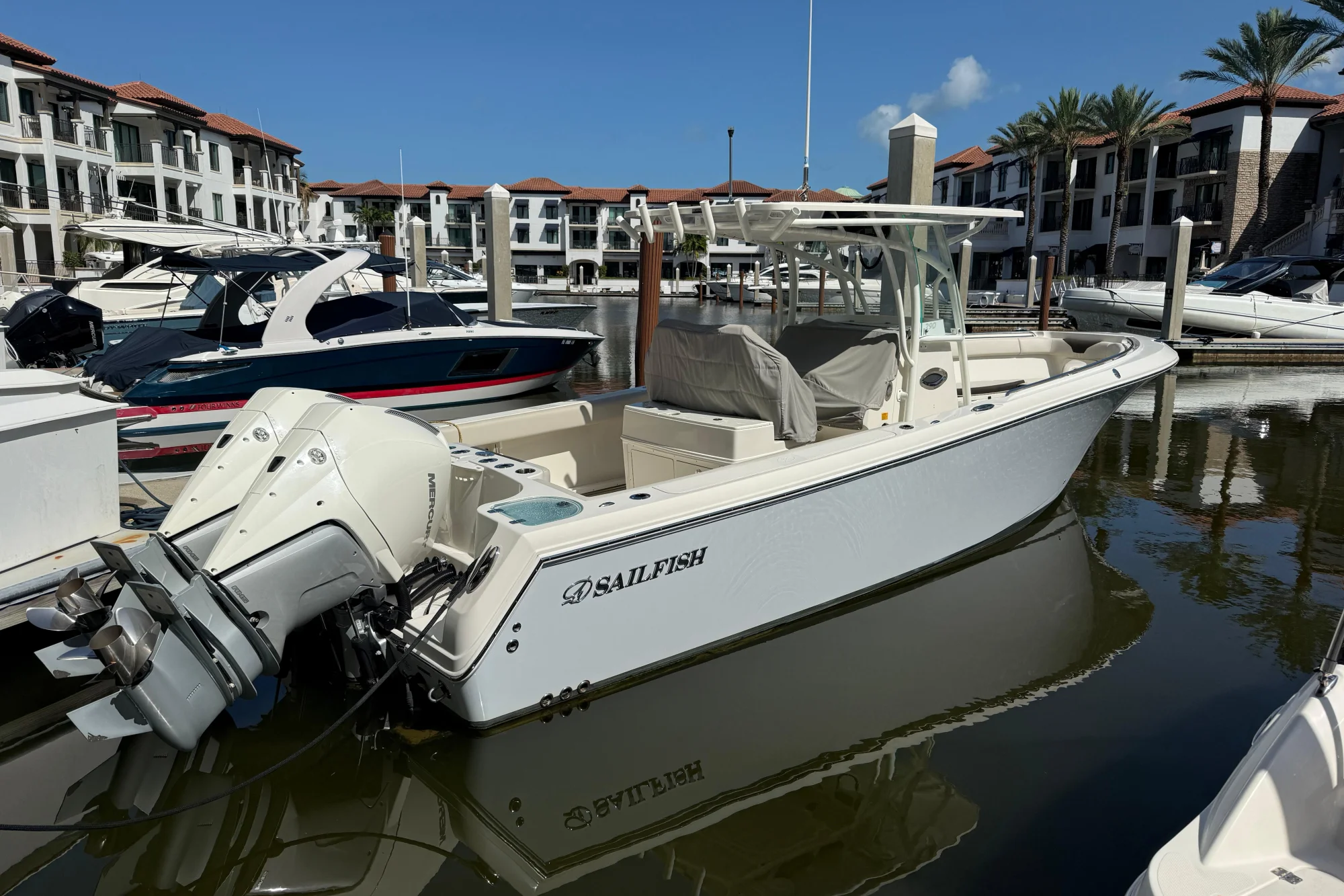 2023 Sailfish 290 CC - Main Image