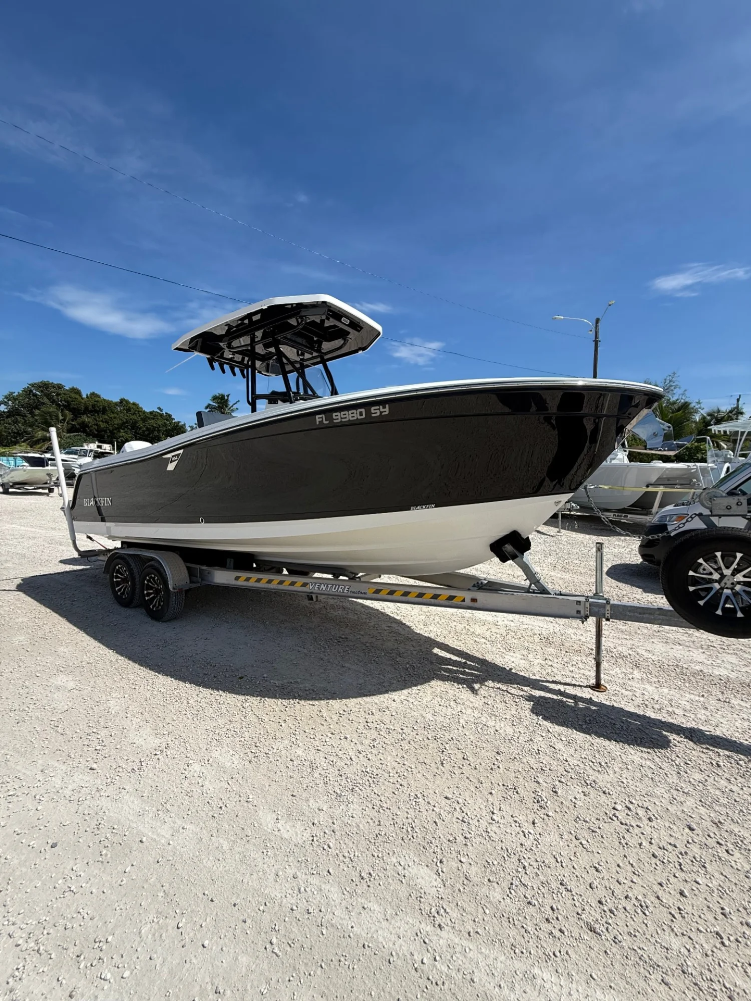 2021 Blackfin 252