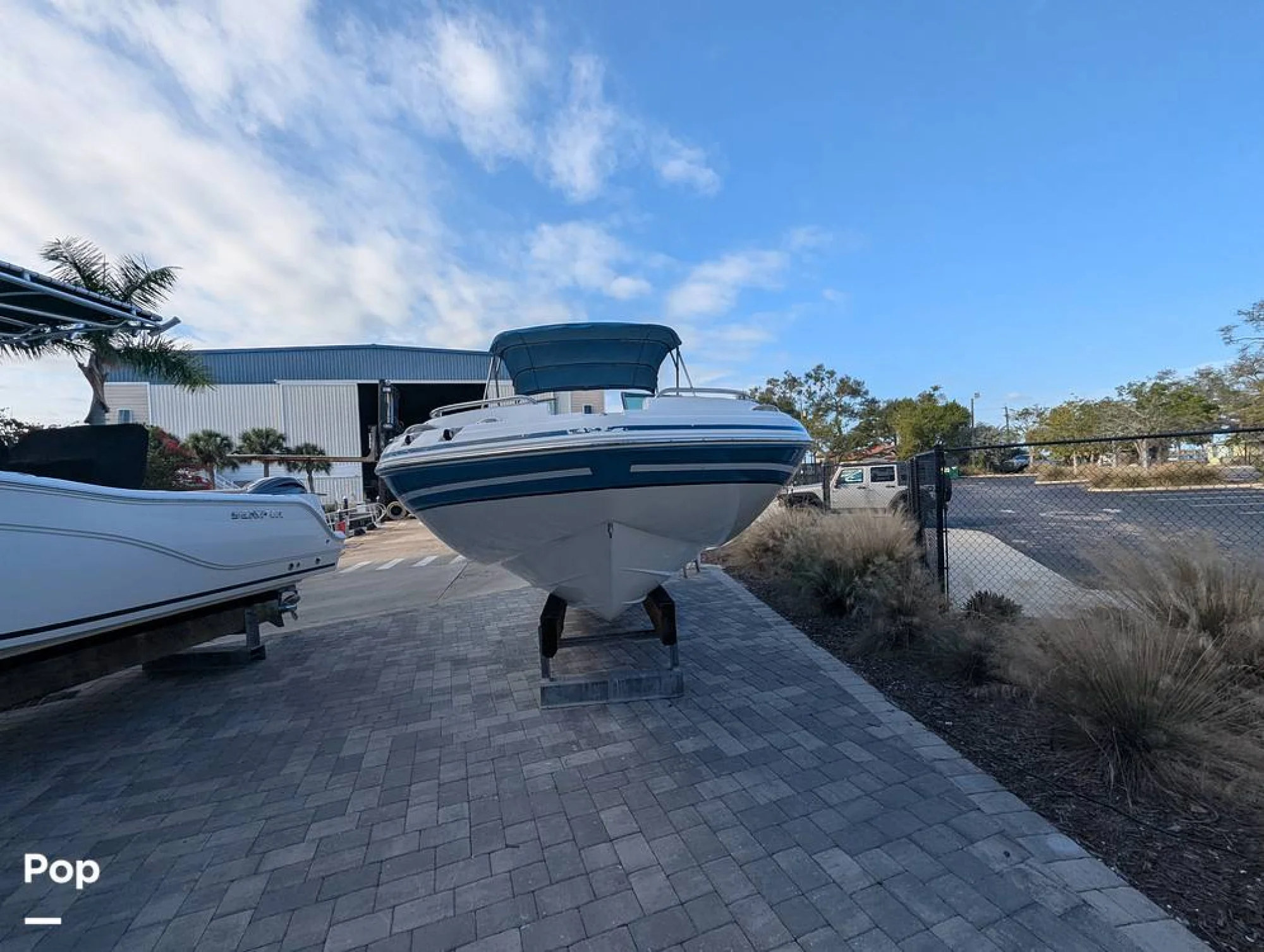 2014 Hurricane 2400 Sun Deck - Image 3