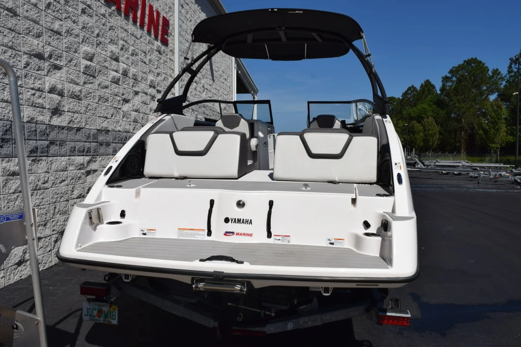 2024 Yamaha Boats AR250 - Image 5